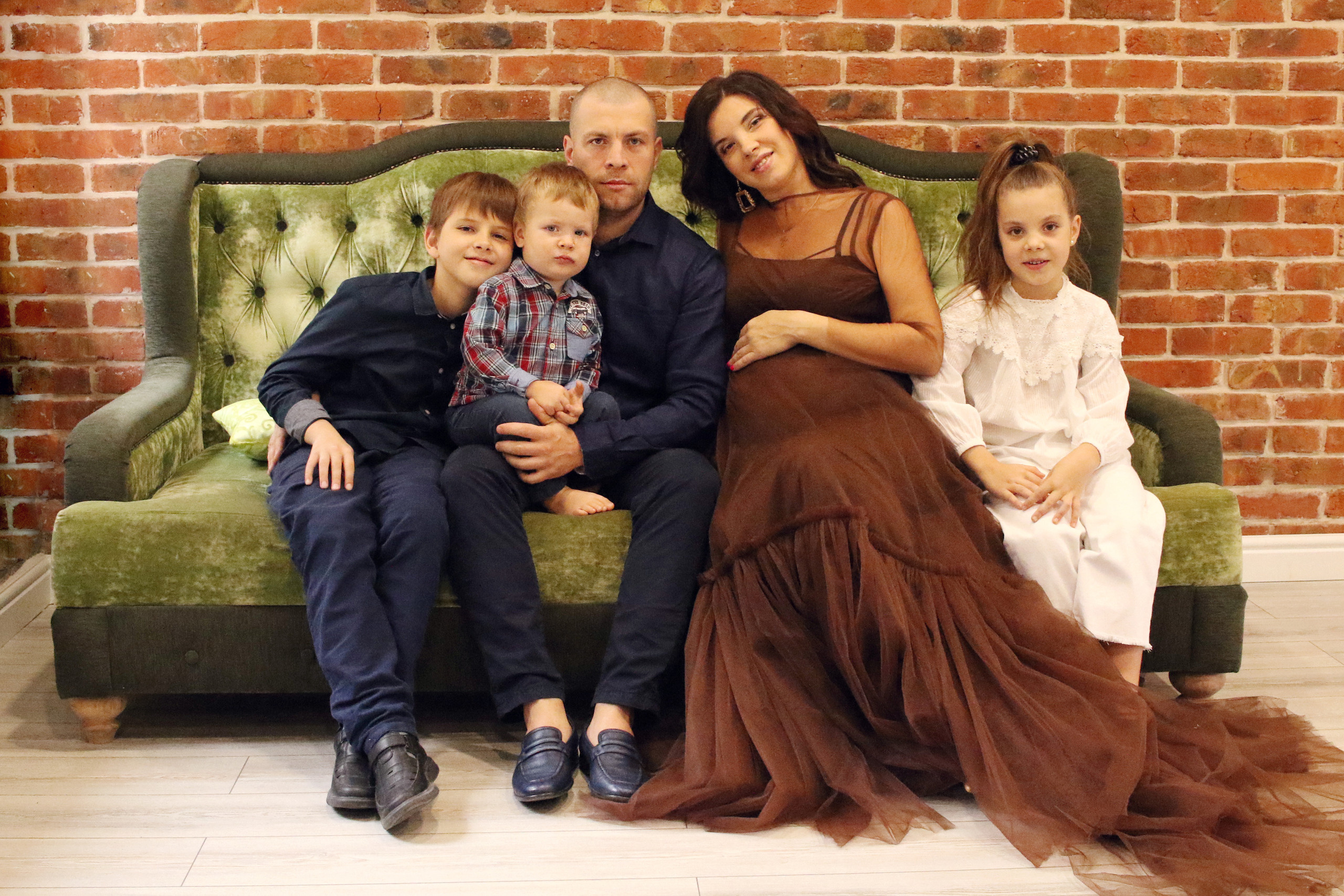 Дети и семья. Детская выездная фотостудия. Фотограф новорождённых newborn, годовасие