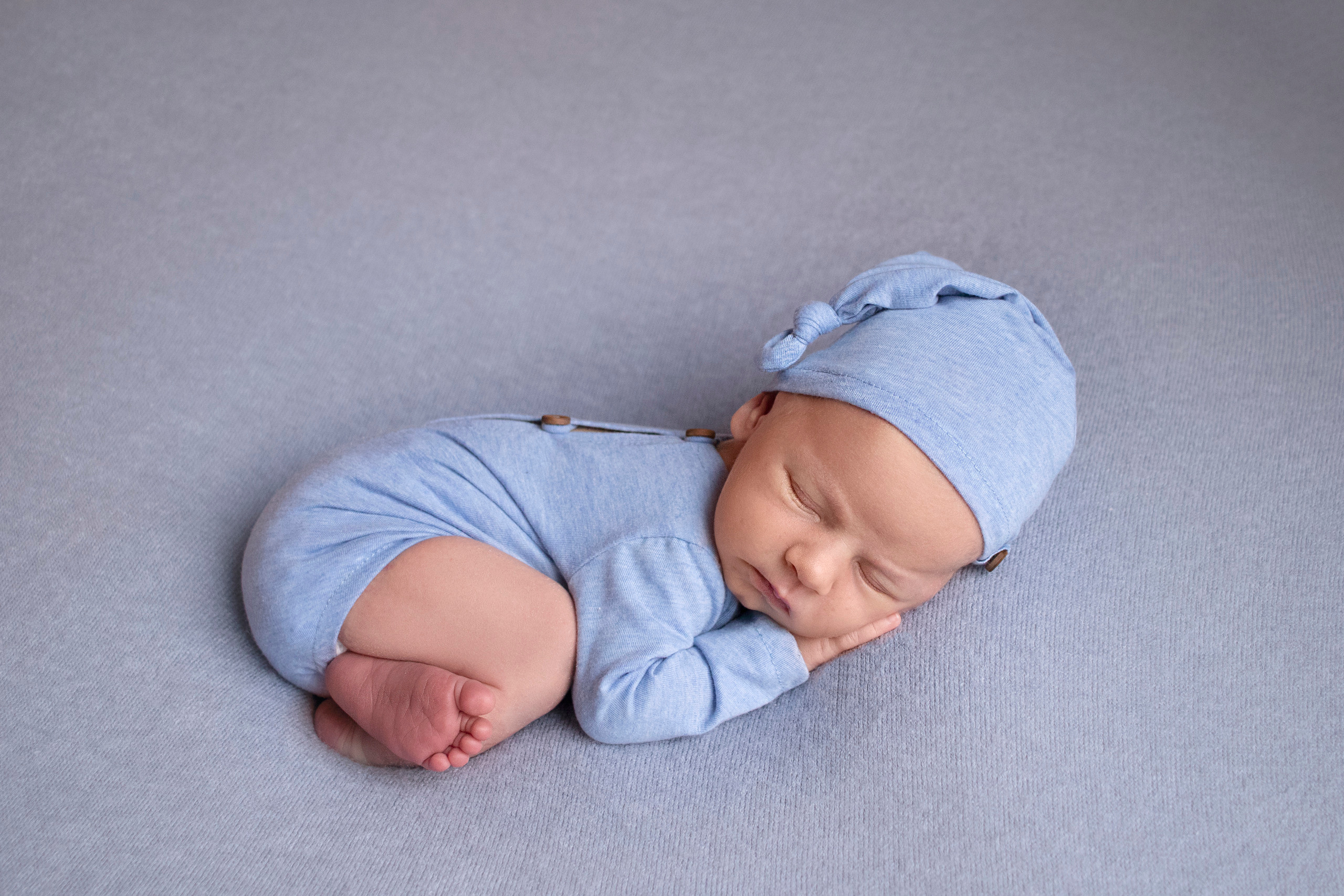 НОВОРОЖДЁННЫЕ. Детская выездная фотостудия. Фотограф новорождённых newborn, годовасие