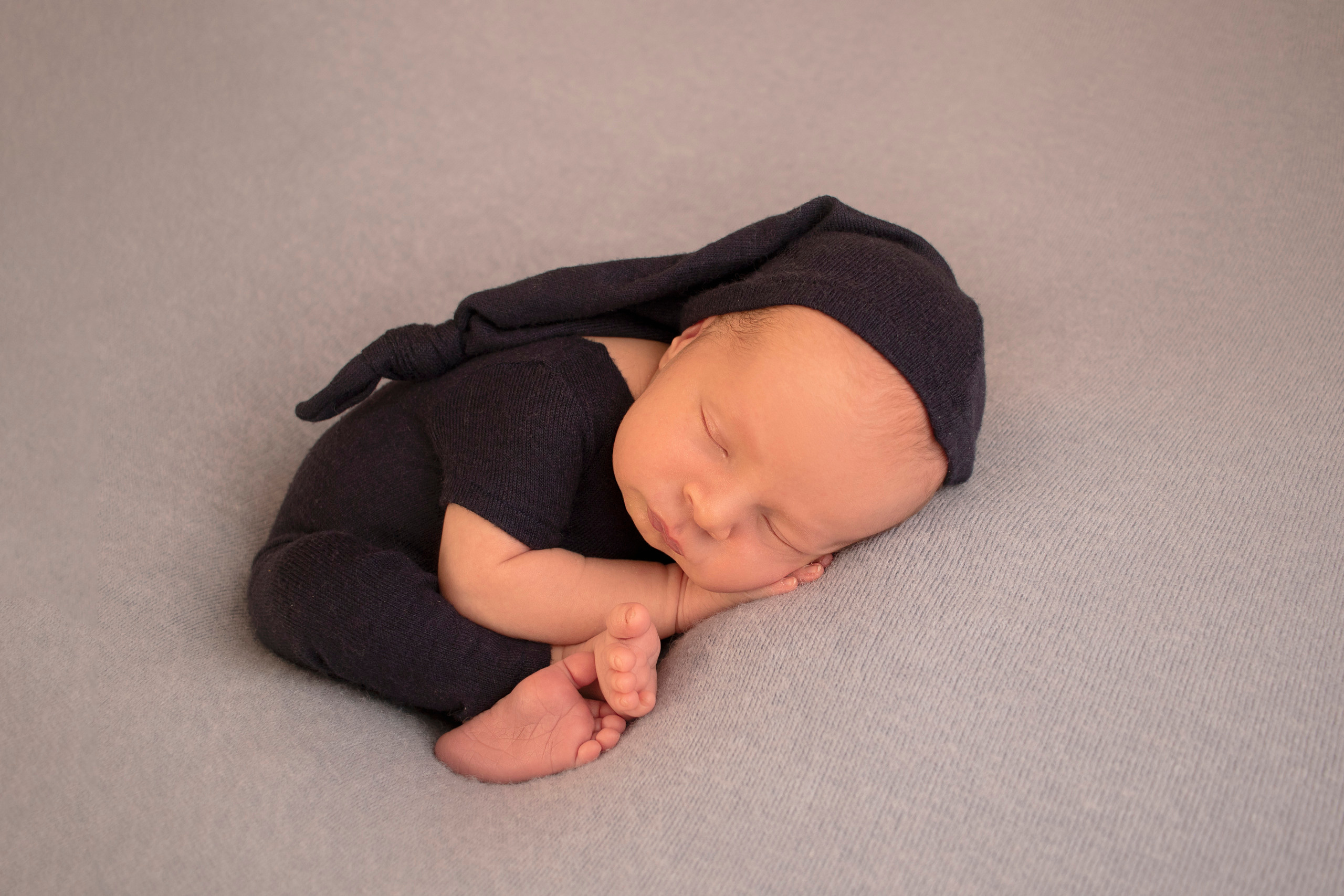 НОВОРОЖДЁННЫЕ. Детская выездная фотостудия. Фотограф новорождённых newborn, годовасие