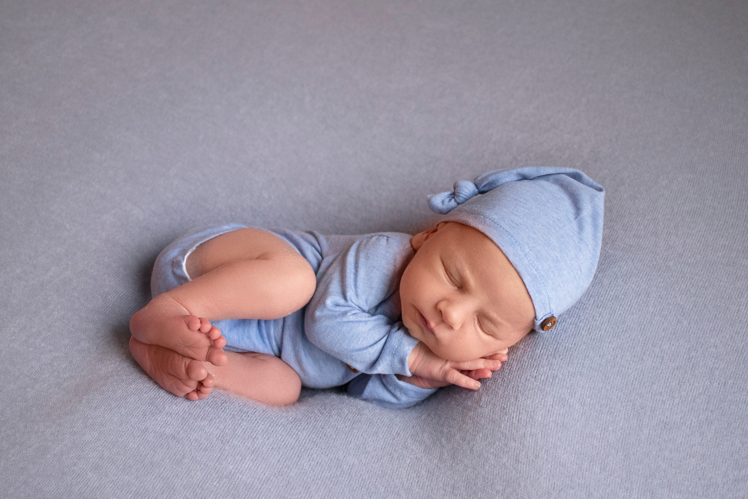 НОВОРОЖДЁННЫЕ. Детская выездная фотостудия. Фотограф новорождённых newborn, годовасие