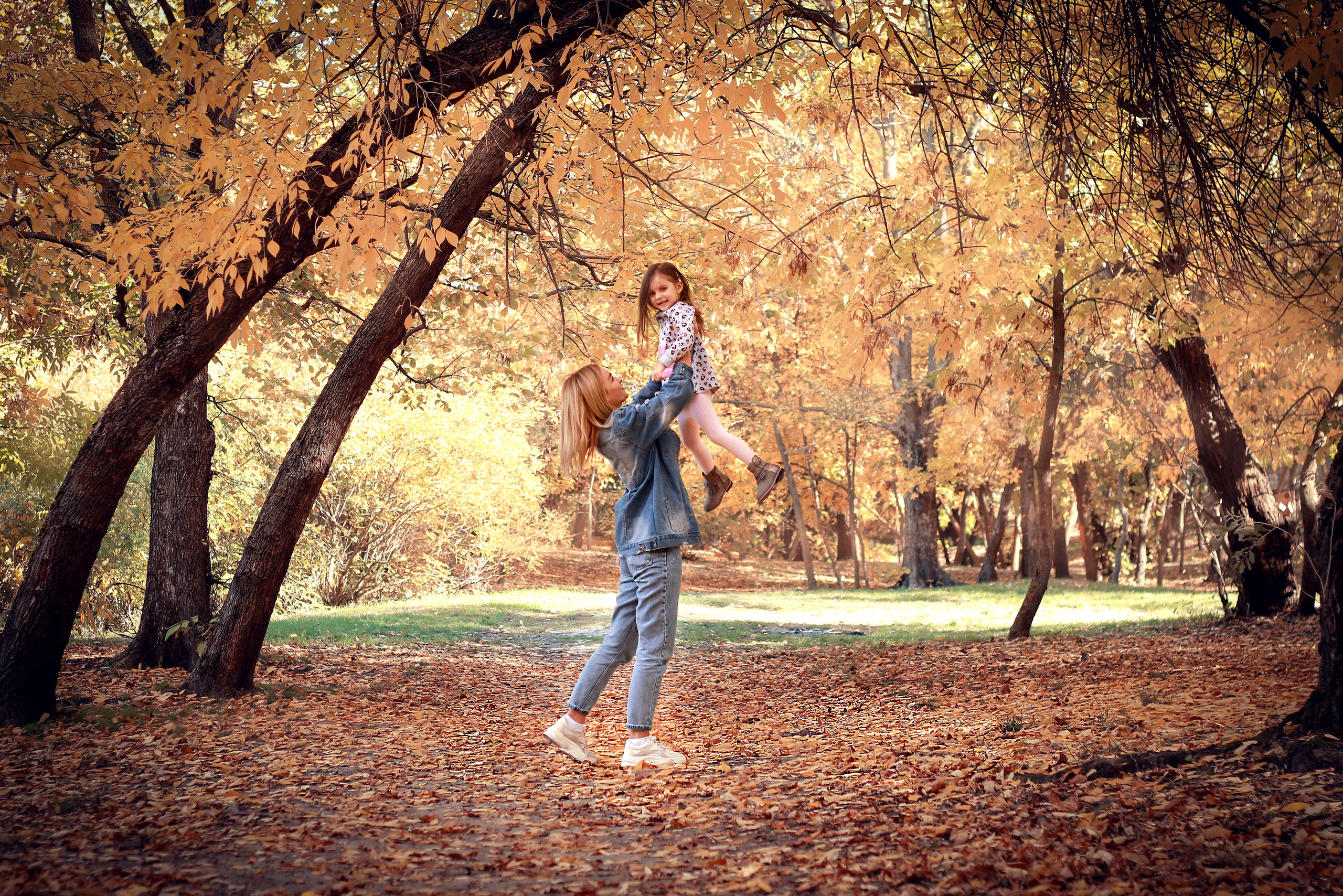 Дети и семья. Детская выездная фотостудия. Фотограф новорождённых newborn, годовасие