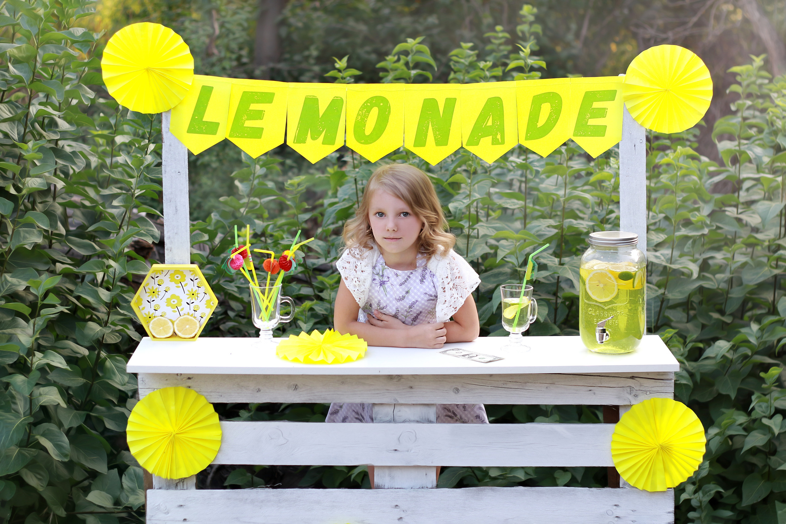 Дети и семья. Детская выездная фотостудия. Фотограф новорождённых newborn, годовасие