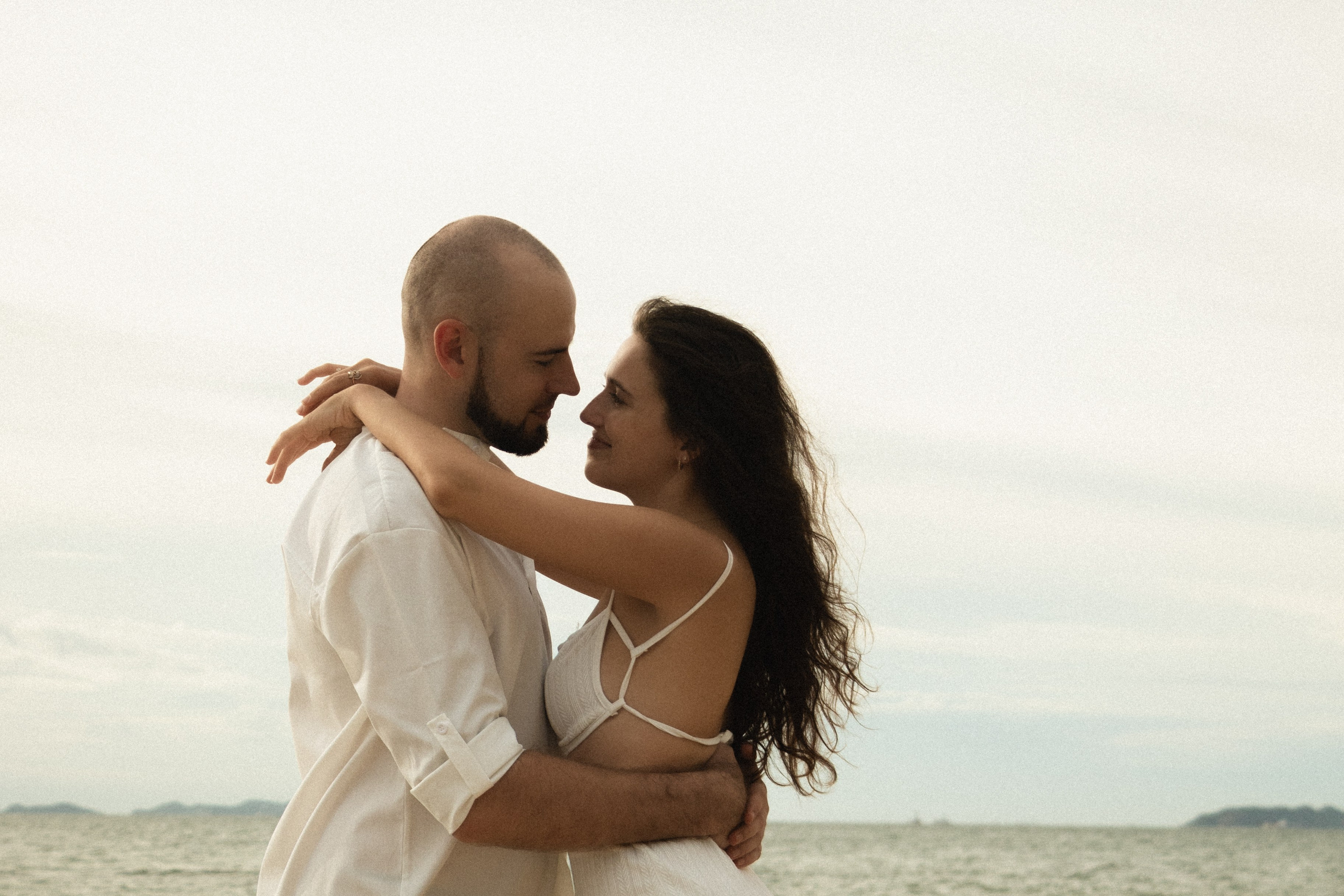 Lika and Andrey. Portrait photographer in Thailand