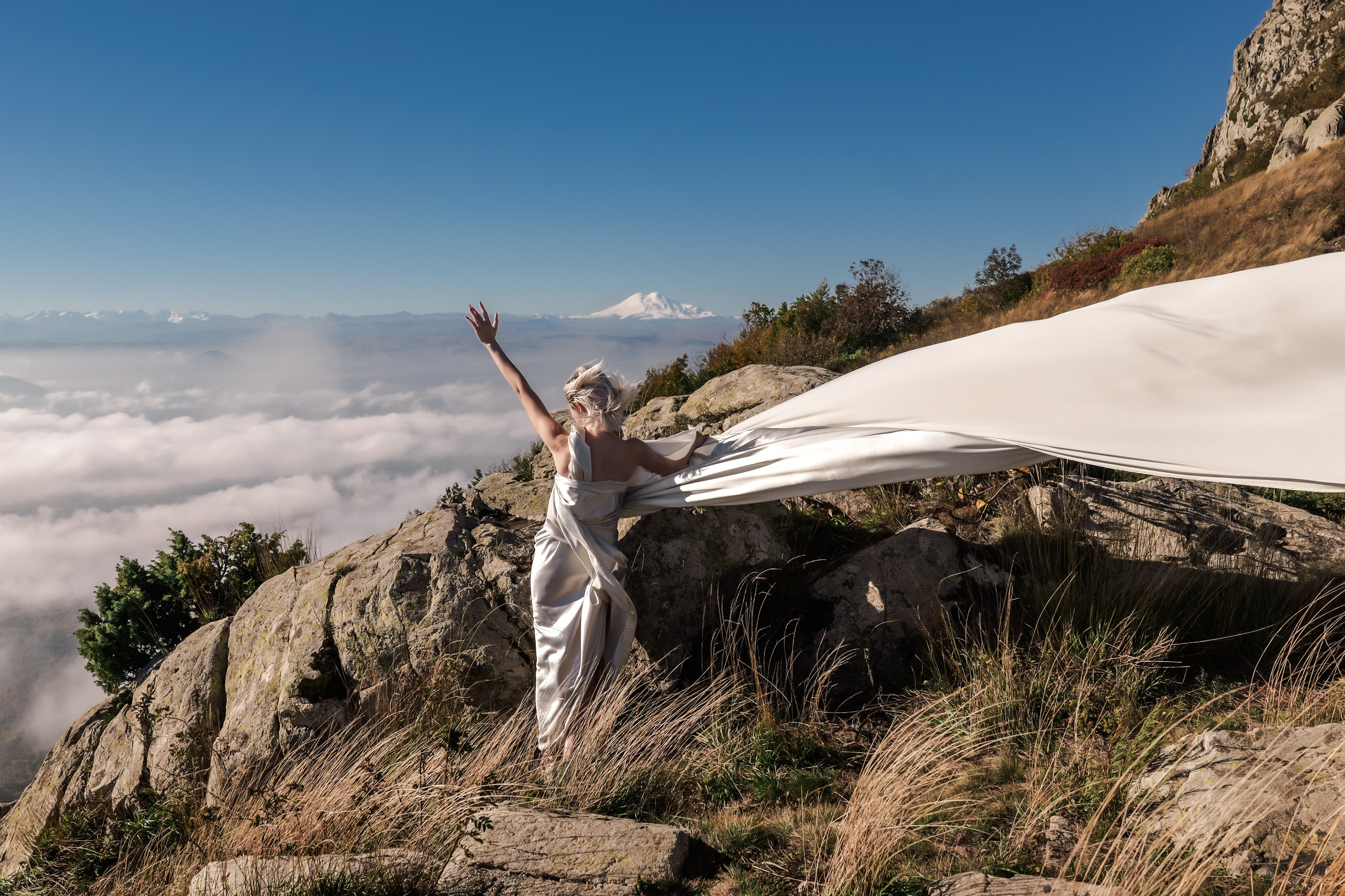 В платьях на Бештау. Курортный фотограф и видеограф на Кавказе Ксения Перегрин