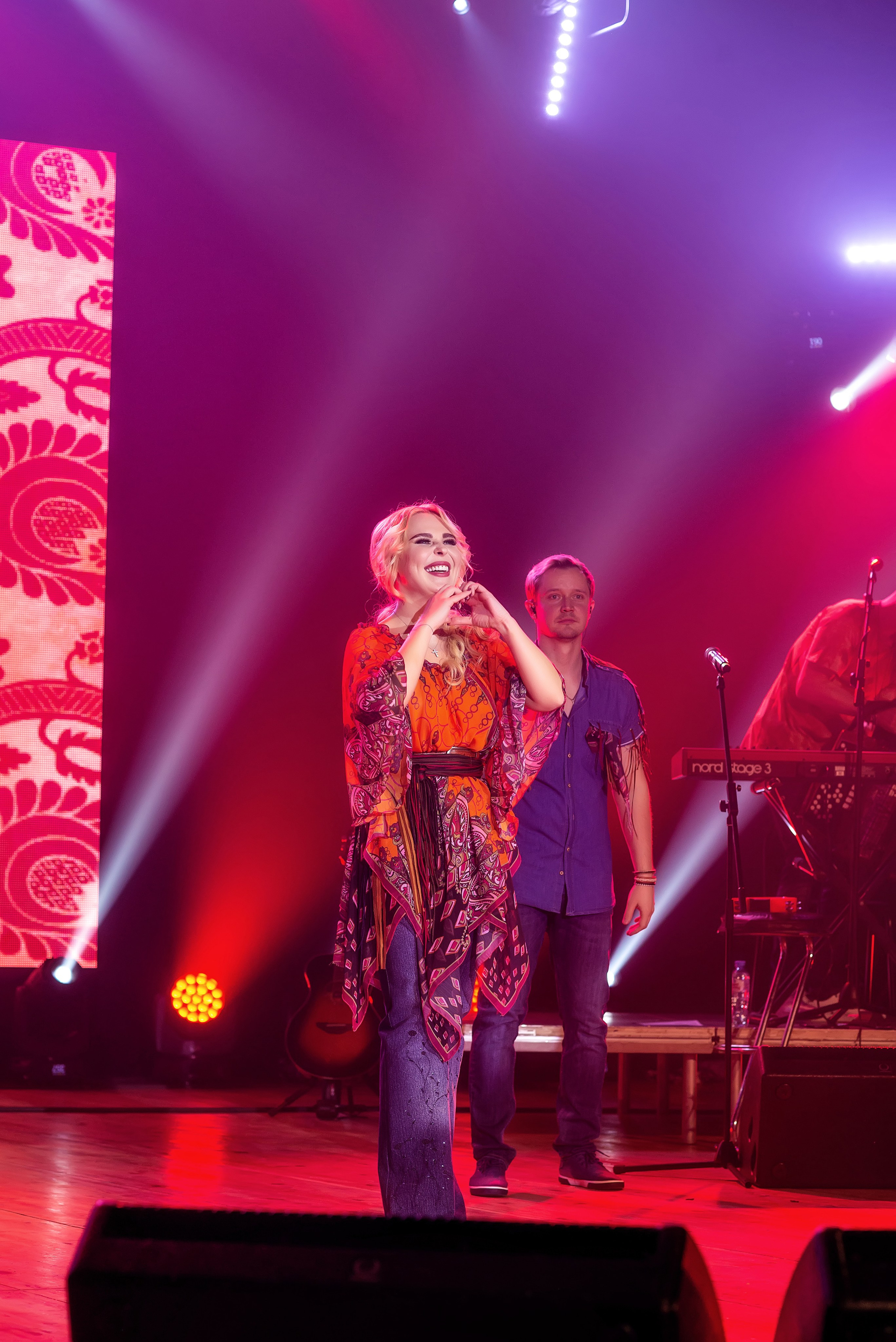 Концерт Пелагеи. Школьный, фэшн фотограф в Тюмени и в России Ирина Королева