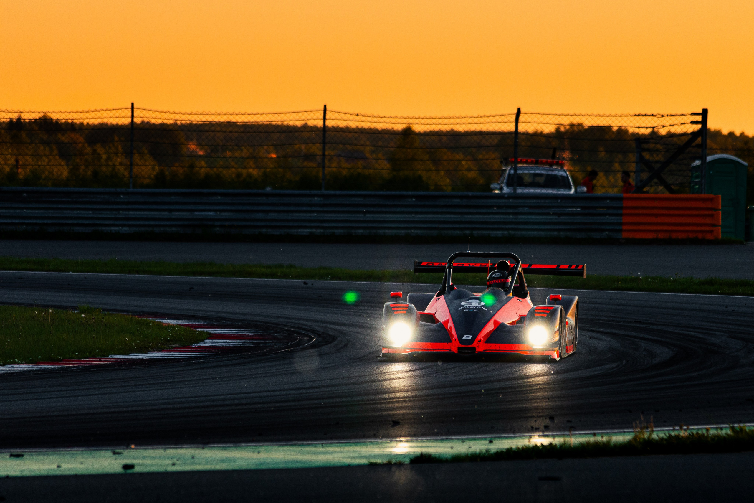 Кольцевые гонки. Спортивный фотограф — Никита
