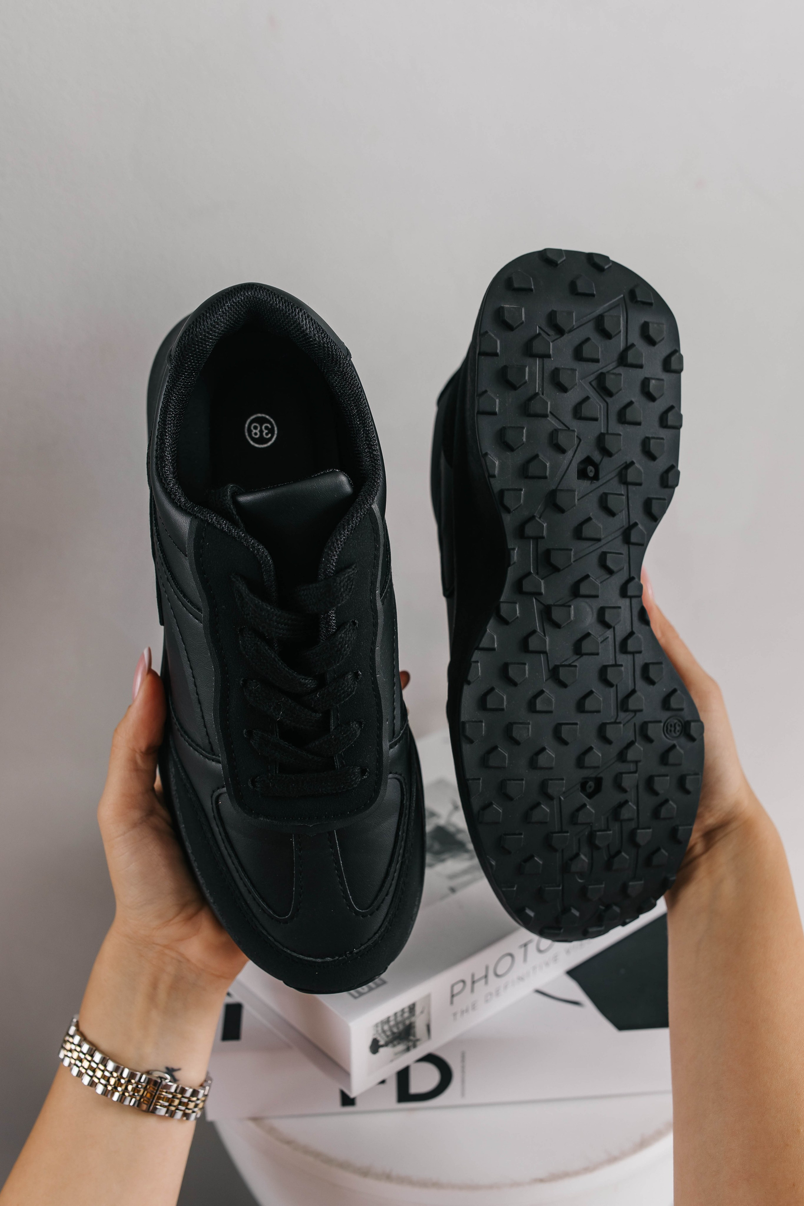 Кроссовки как в Pinterest. Профессиональный фотограф