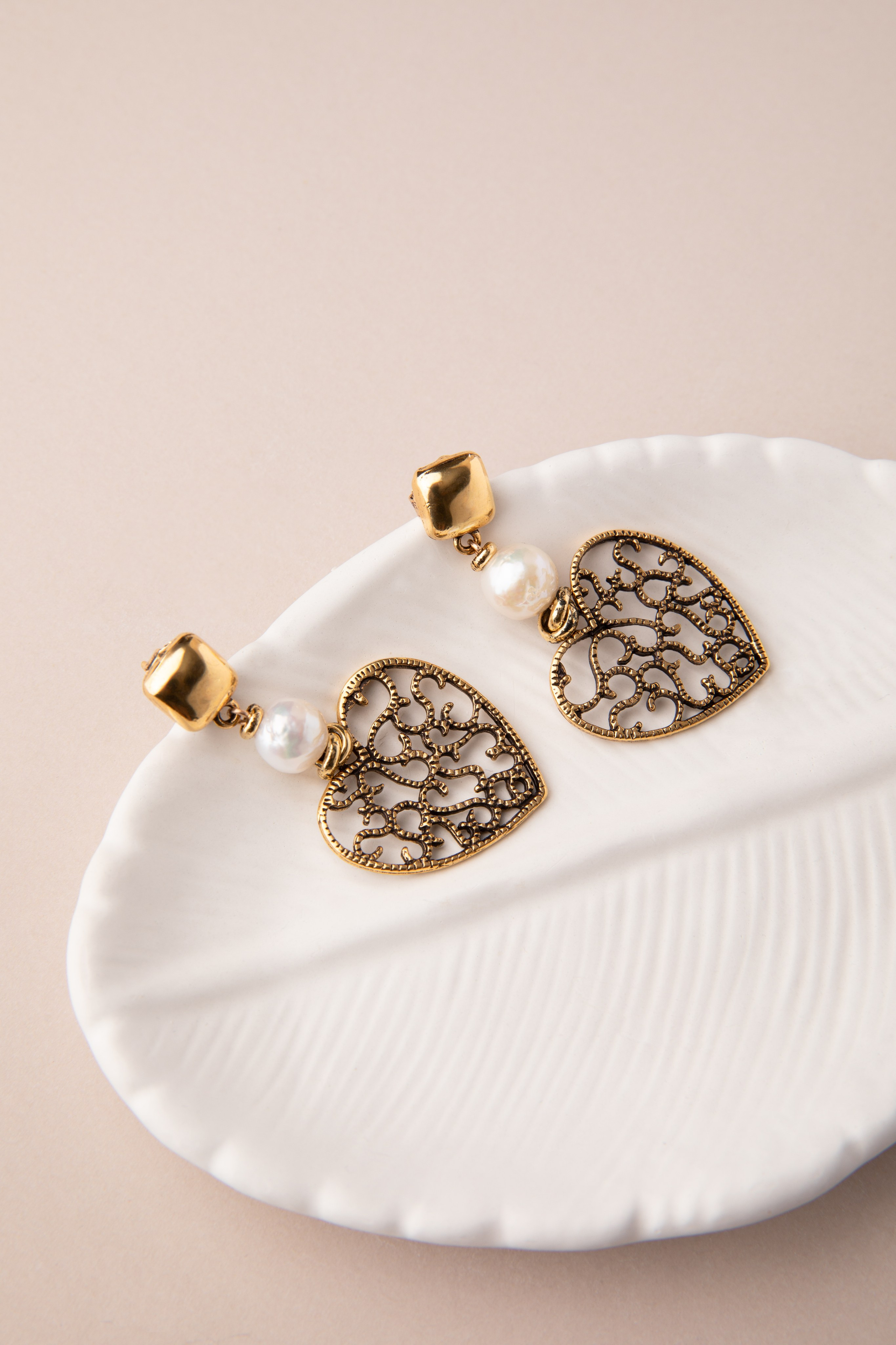 Украшения. Фотостудия предметной и модельной съёмки для маркетплейсов