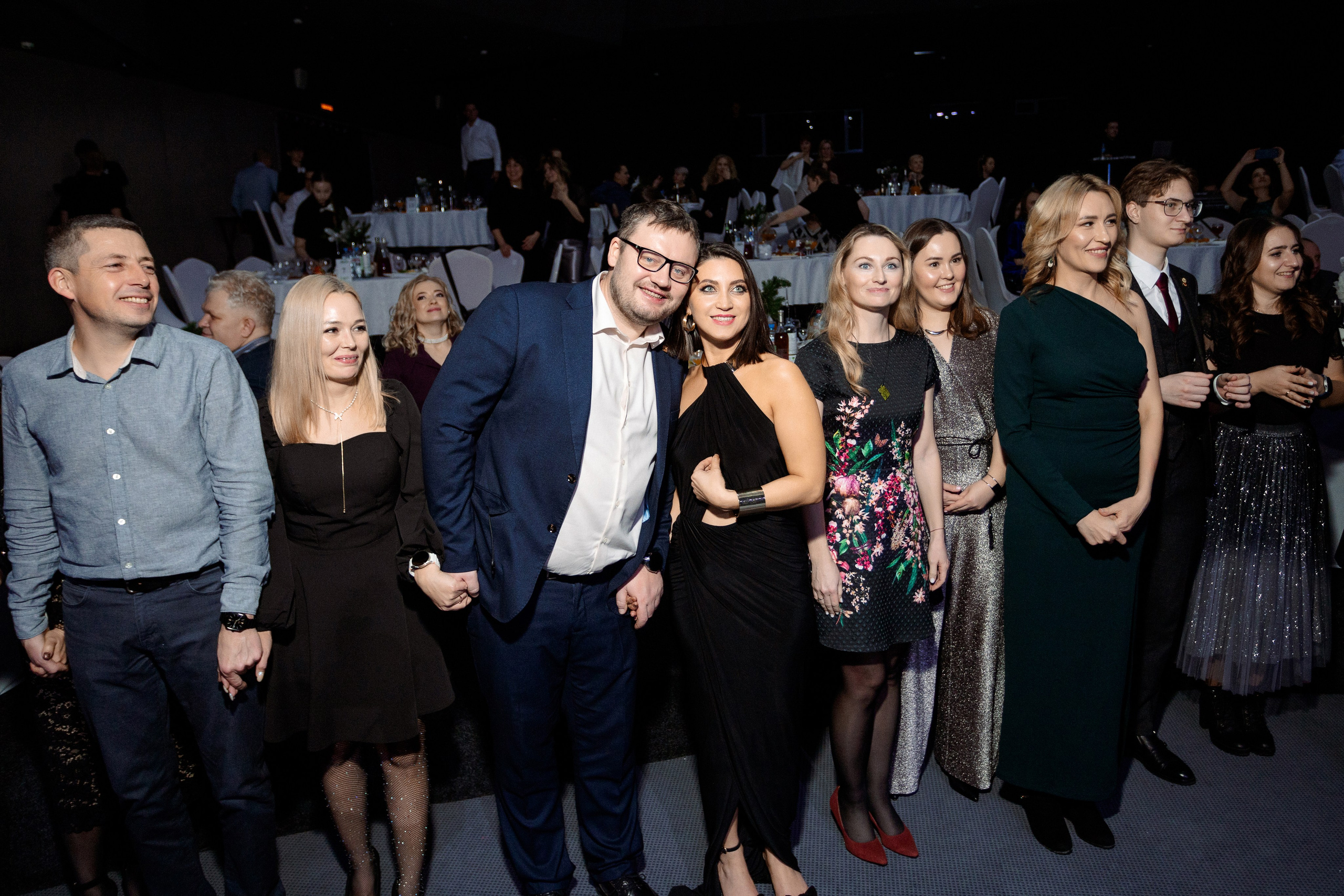 РЕПОРТАЖ: НОВЫЙ ГОД В ДК МЕТАЛЛУРГ. Профессиональный фотограф в Ижевске Леша Петров