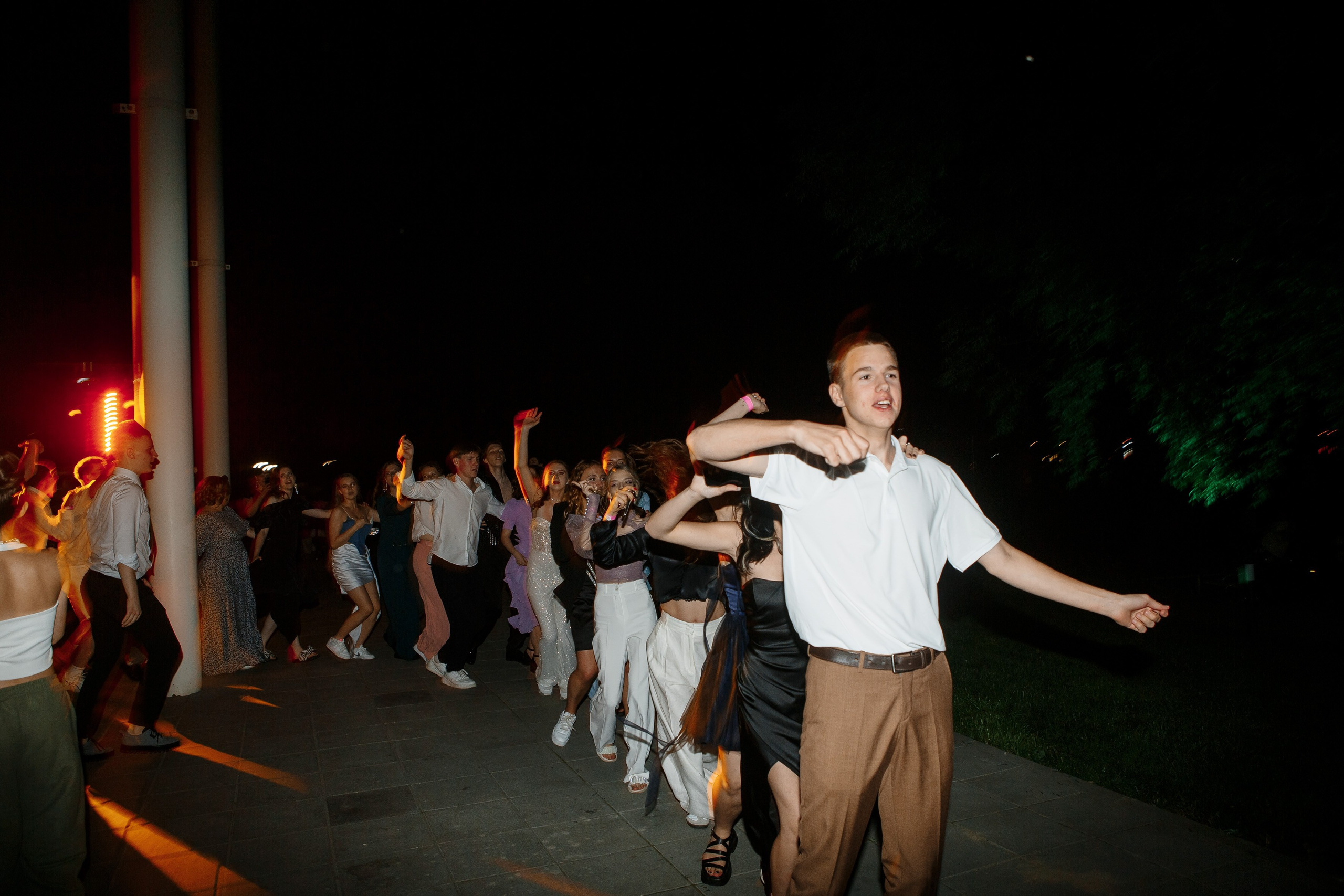 Выпускной Гимназия 12 2024 OpenHouse. Свадебный и портретный Фотограф в Липецке Дмитрий Котюков