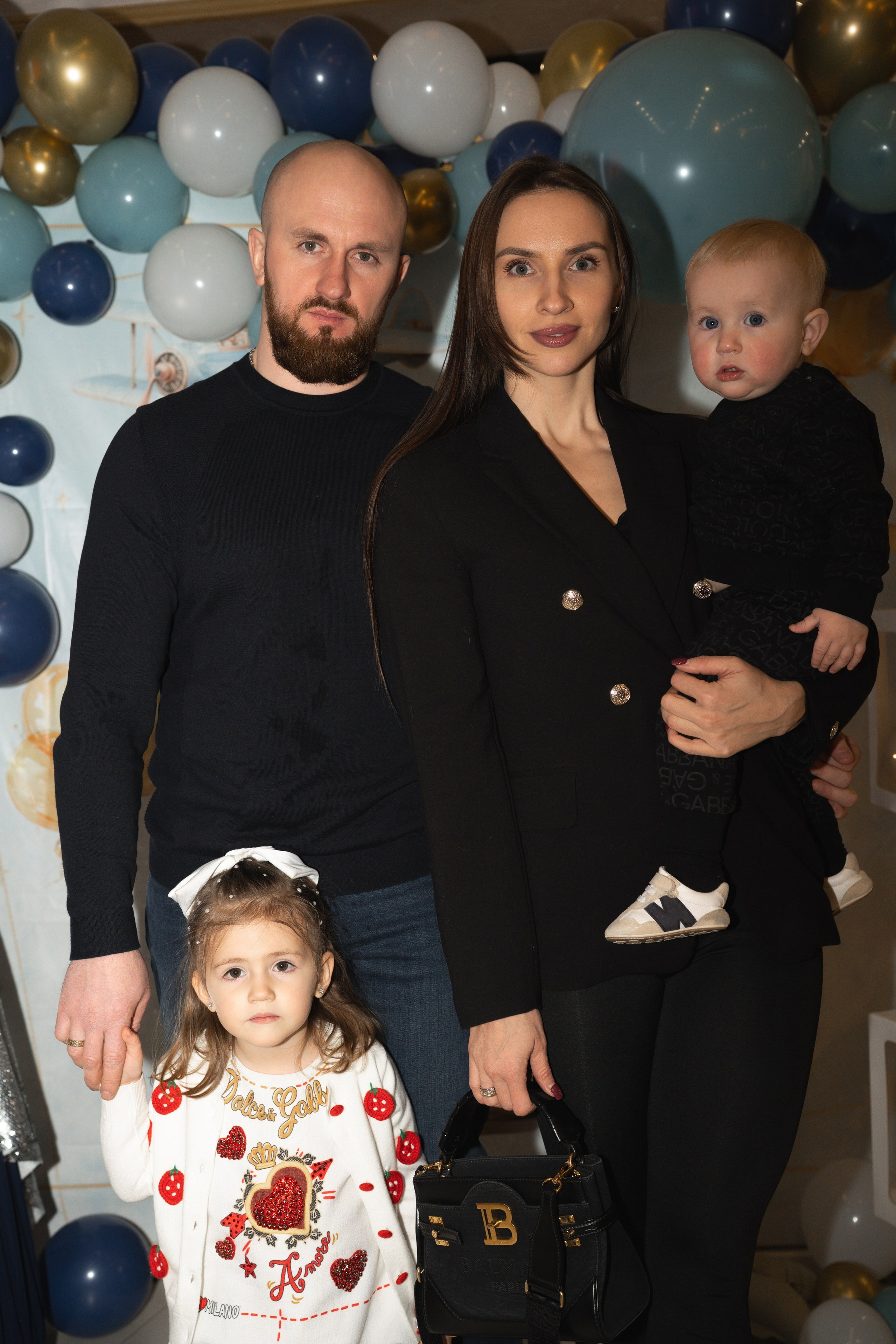 Леону 1 годик. Фотограф/рилсмейкер в Москве и МО. Свадьбы, индивидуальные съемки, лавстори, беременность, мероприятия, бренды