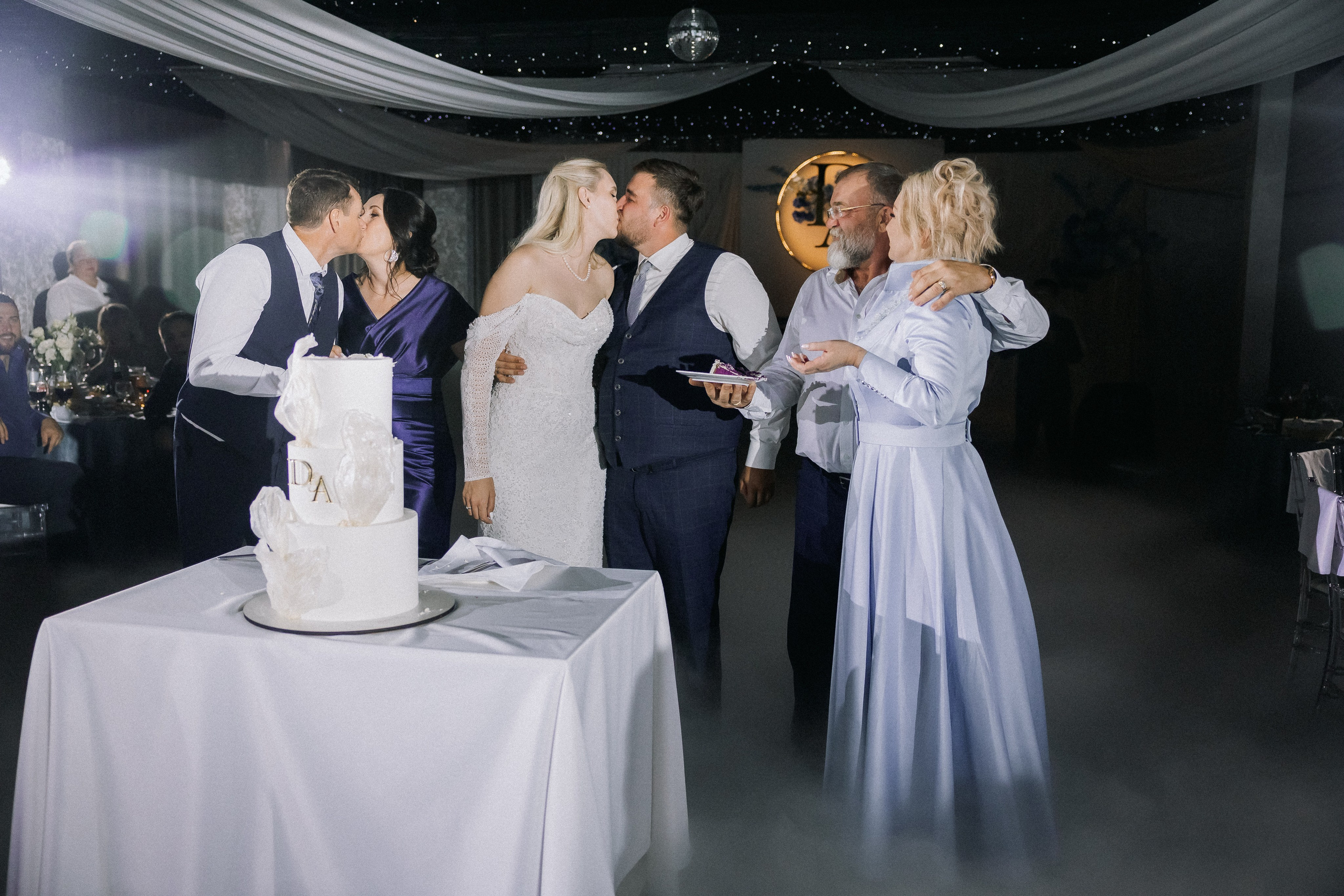 Даниил и Алина. Вечер любви. Свадебная фотография. Арина Рубах