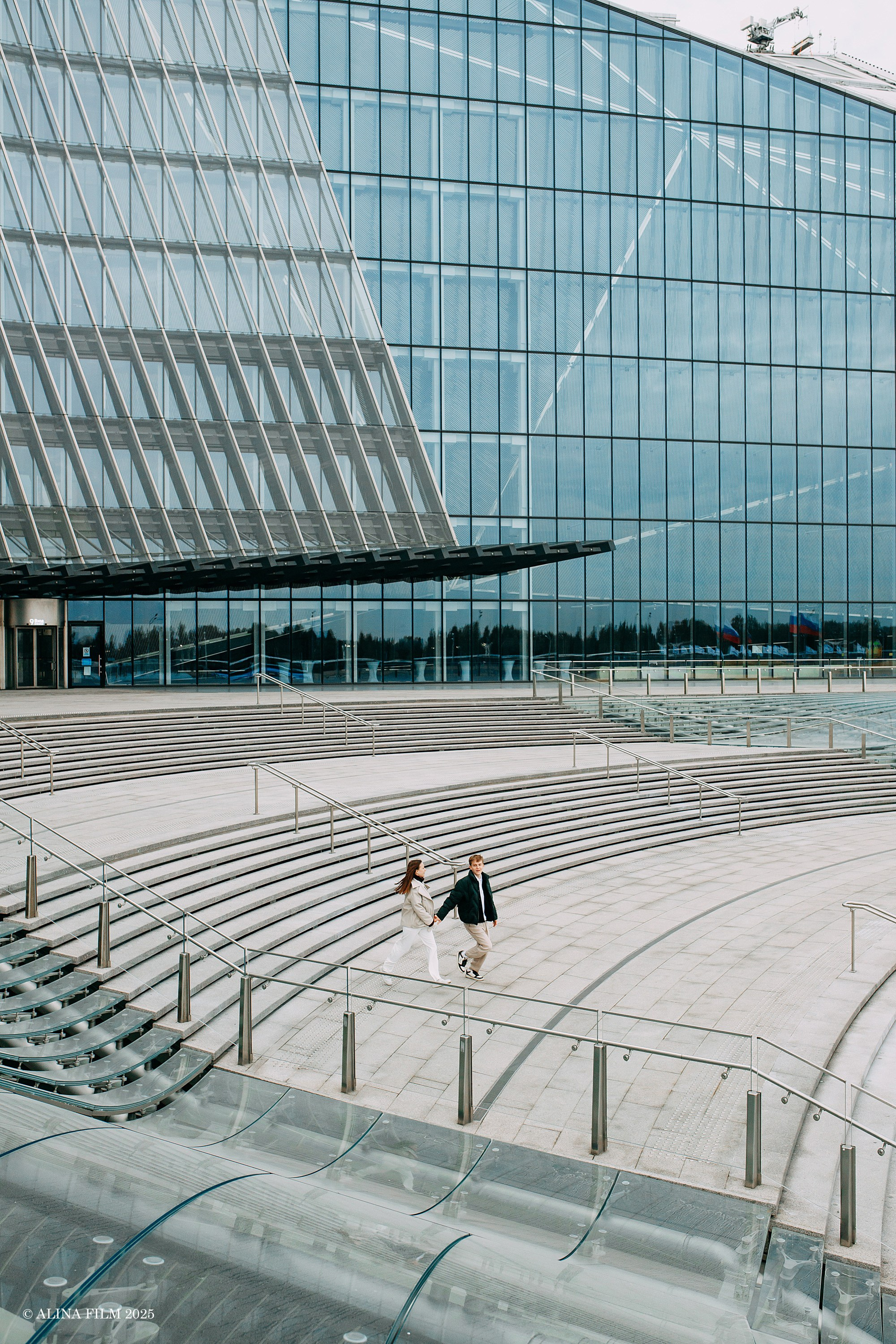 Фотосессия у Лахты (лавстори). Фотограф в Санкт-Петербурге Alina Film