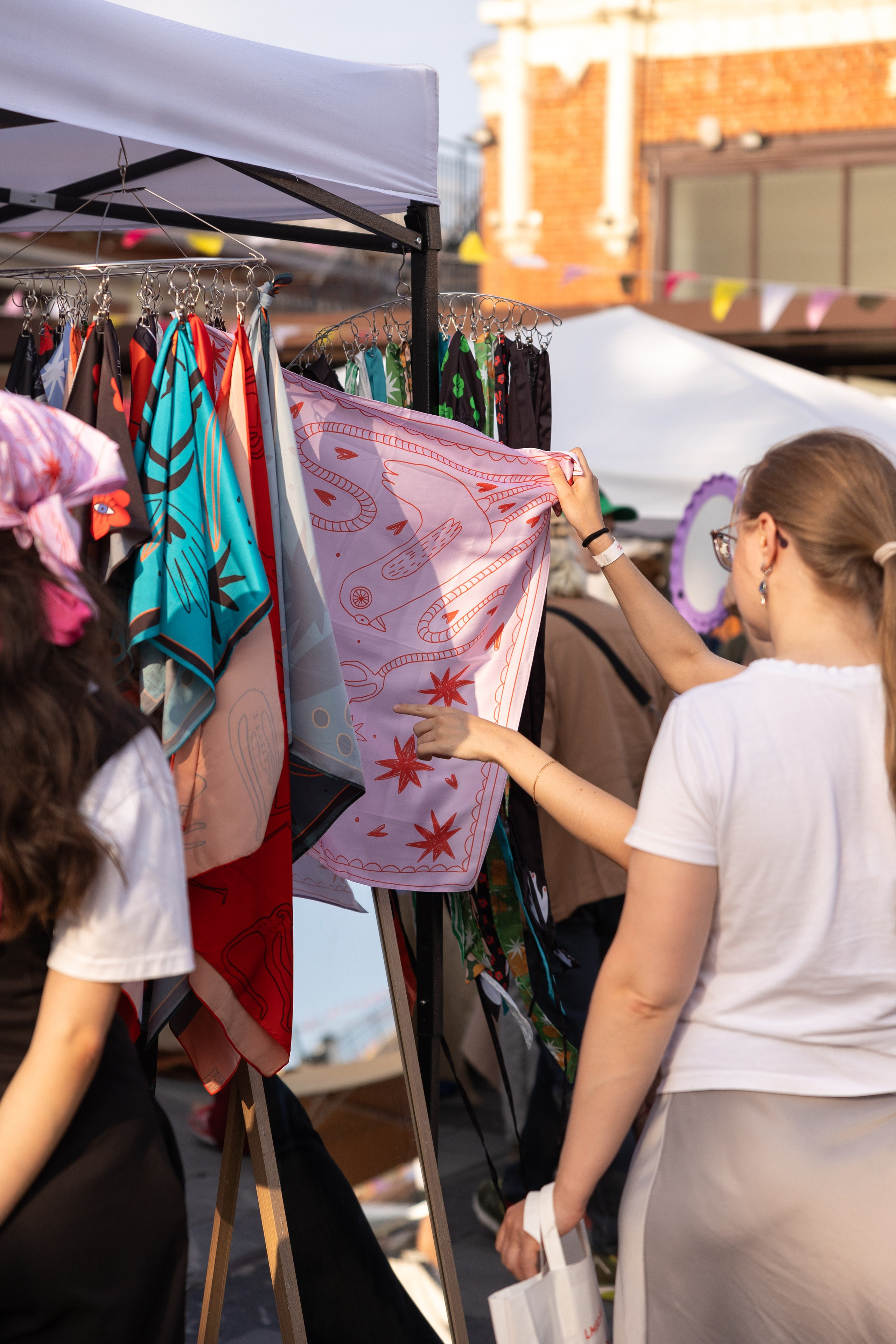 7–8 июня 2025 в пространстве «Три вокзала. Депо» / День 2 / фото Саша Жукова. Фотоотчеты «Ламбада-маркета»