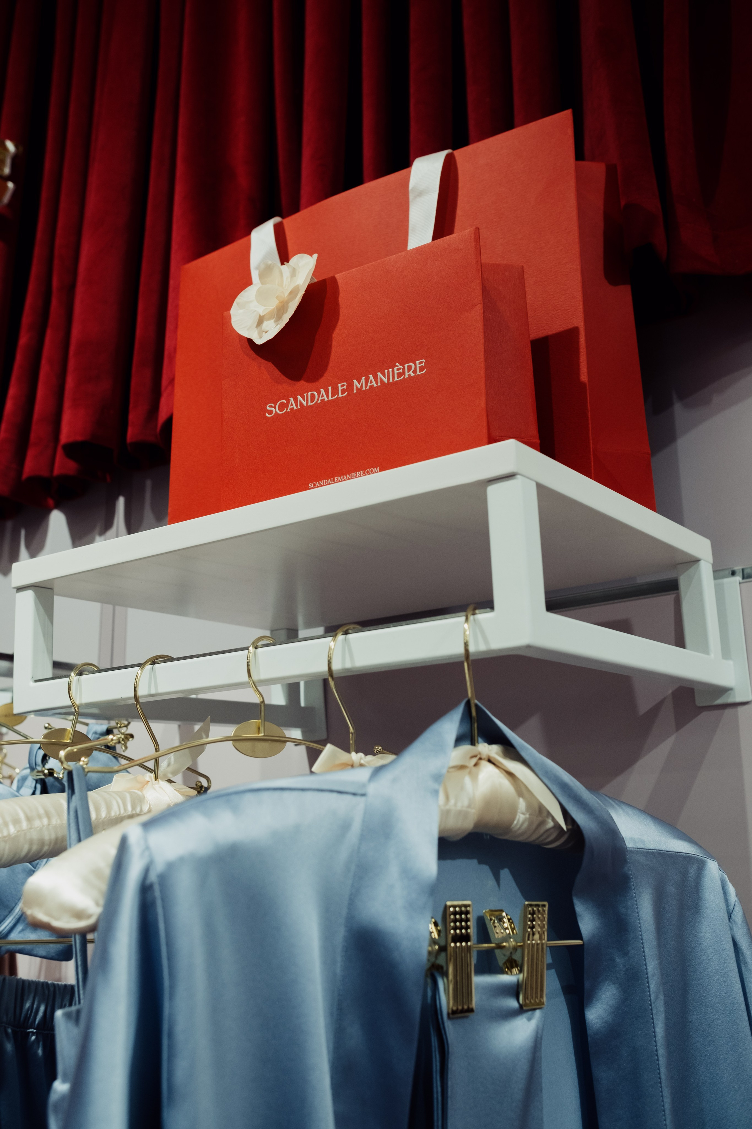 SCANDALE MANIERE. Репортажный и портретный фотограф в Москве Илья Спиридонов