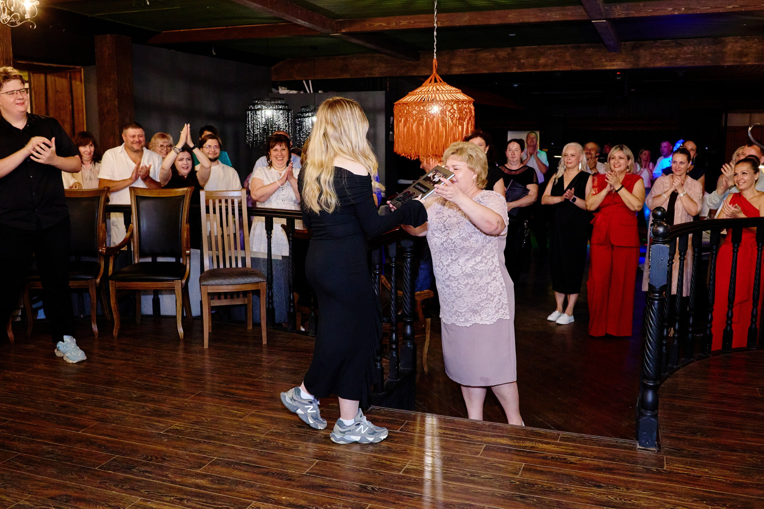 Выпускной 35 Сош. Фотограф Выпускные альбомы Таганрог Сергей Коробченко