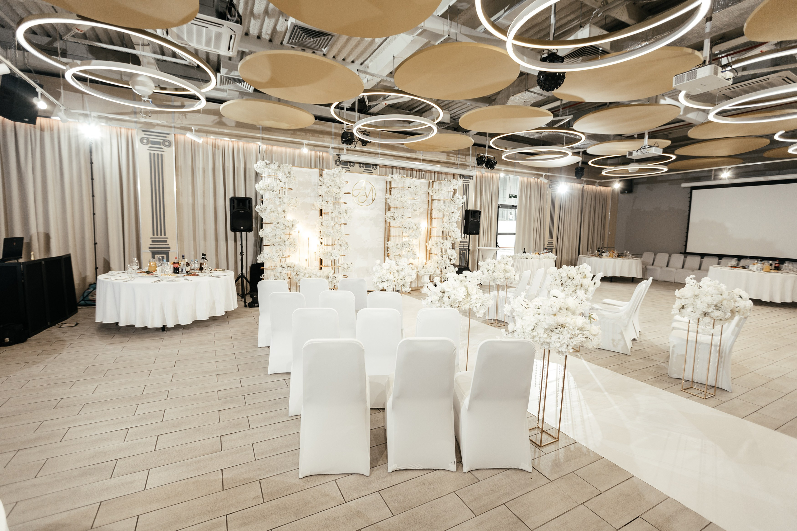 Свадебный фотограф Уфа — Руслан ГабдлисламовЖивые эмоции, красивые кадры, воспоминания на всю жизнь.Работаю по всей Республике Башкортоста. Свадебный фотограф Уфа Руслан Габдлисламов