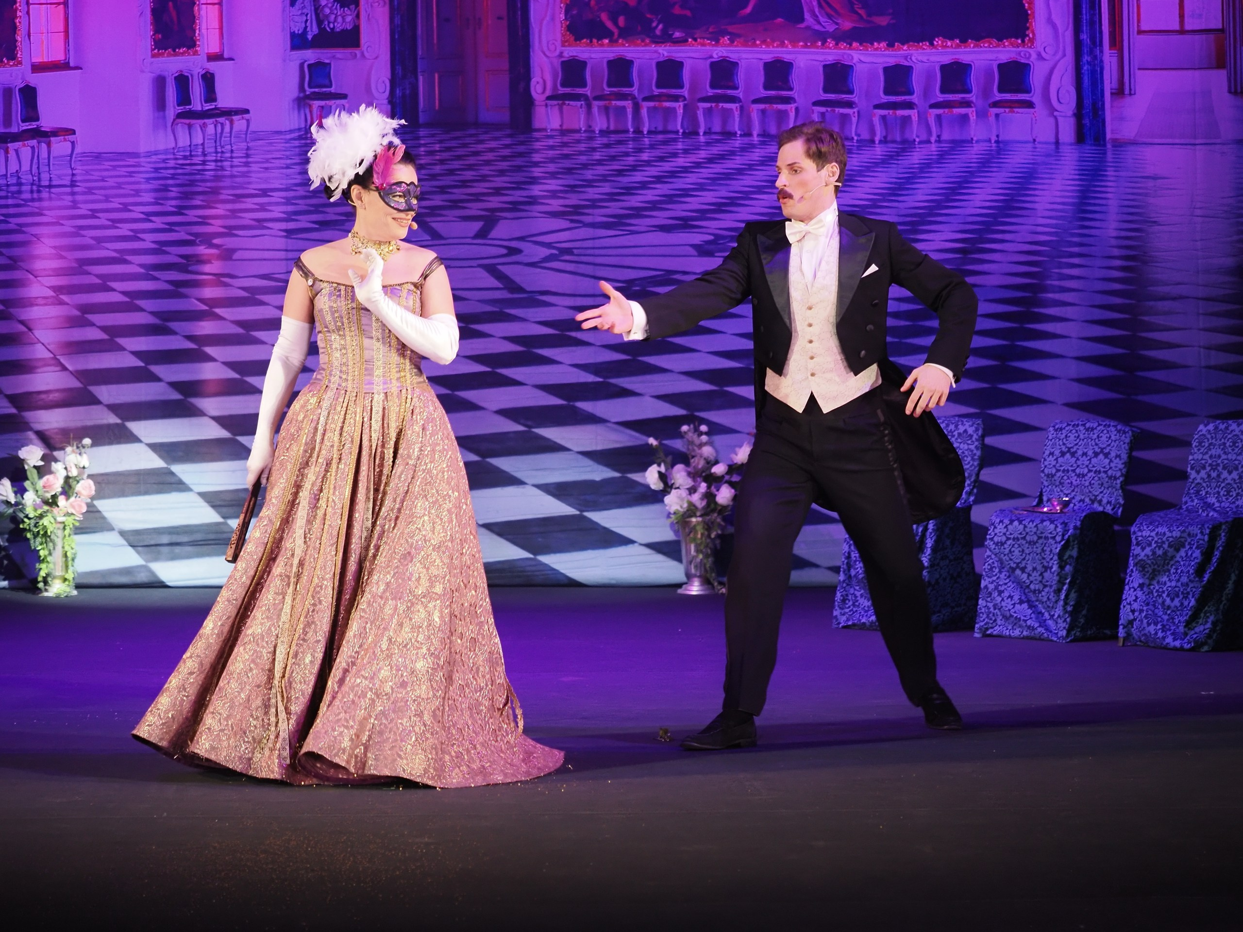 «БУФФ-ПАРАДИЗ» Летучая мышь (в Нск). Портретный и спортивный фотограф в Новосибирске и Твери Кононов Алексей