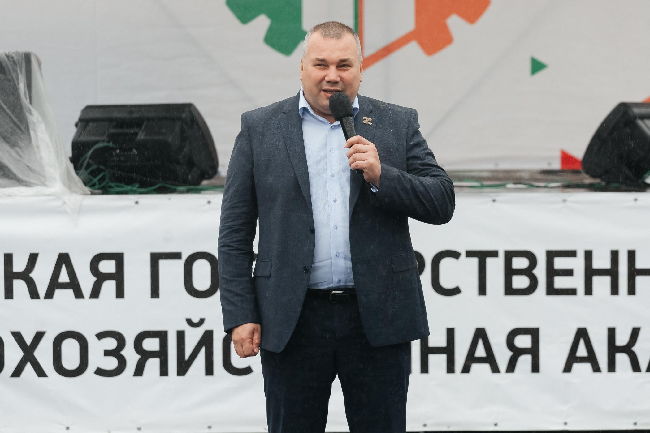 1 сентября КузГСХА. Фотограф Кемерово | Сергей