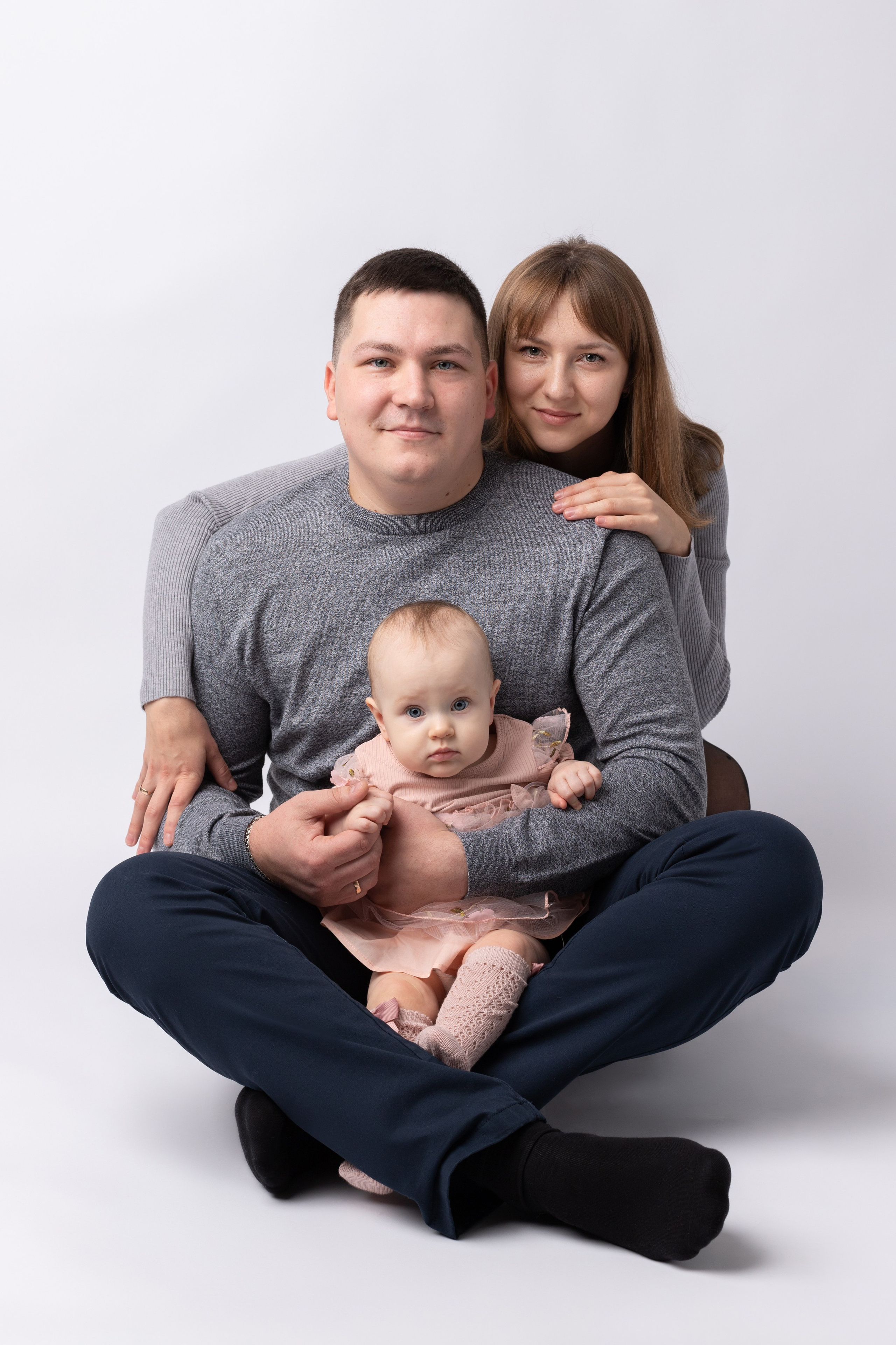 Кира «Первый тортик». Фотограф новорожденных в г. Оренбурге Екатерина Козлова