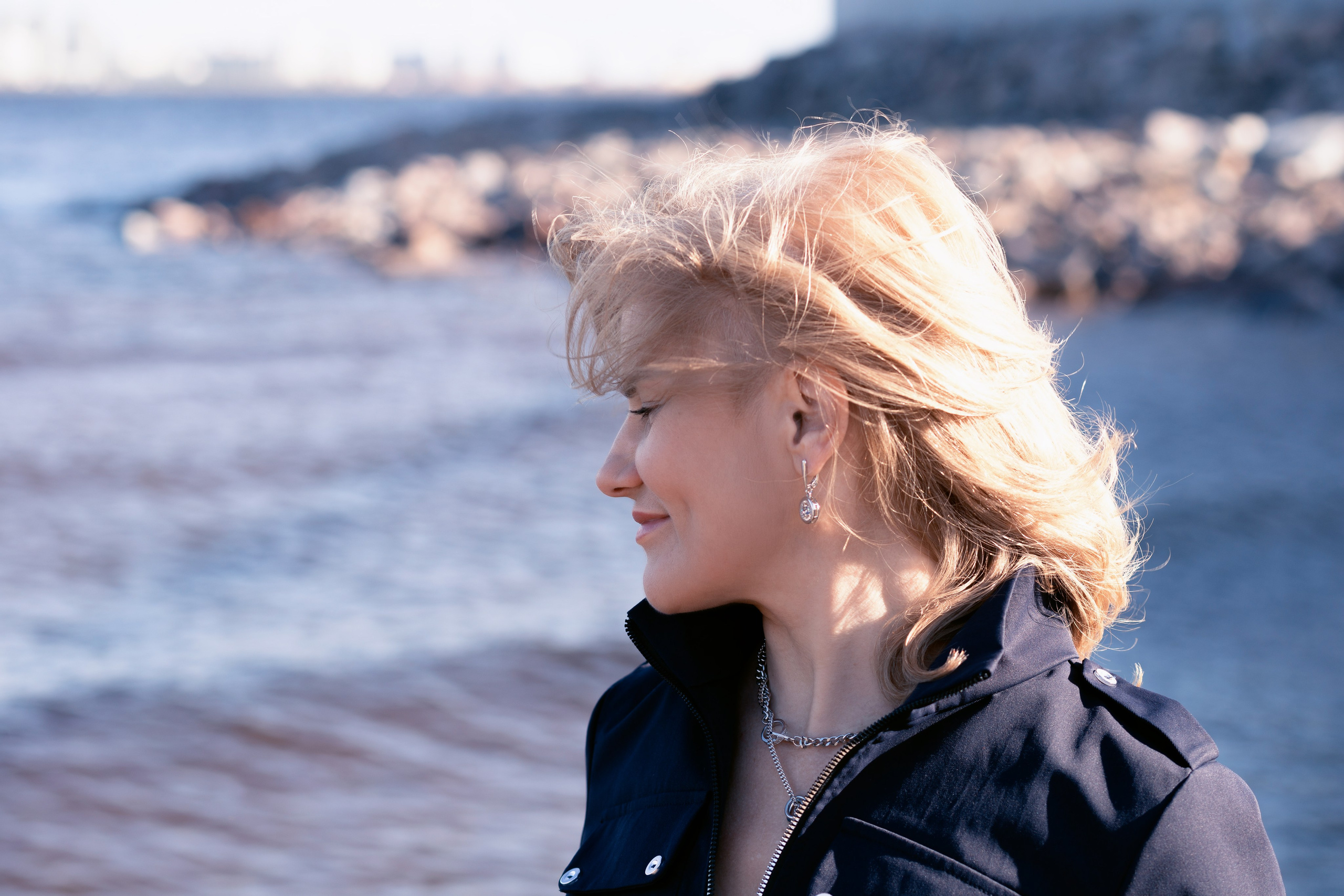 «Воды Петербурга»: фото на Финском заливе. Портретные фотосессии, контент-съемки, репортаж