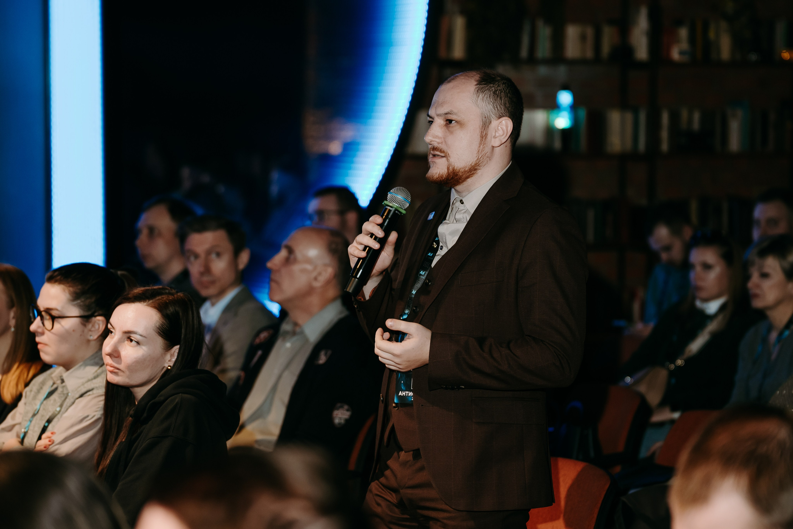 2025.04.02_АF_Антифродум. Репортажный и свадебный фотограф в Москве Рая Небогатова