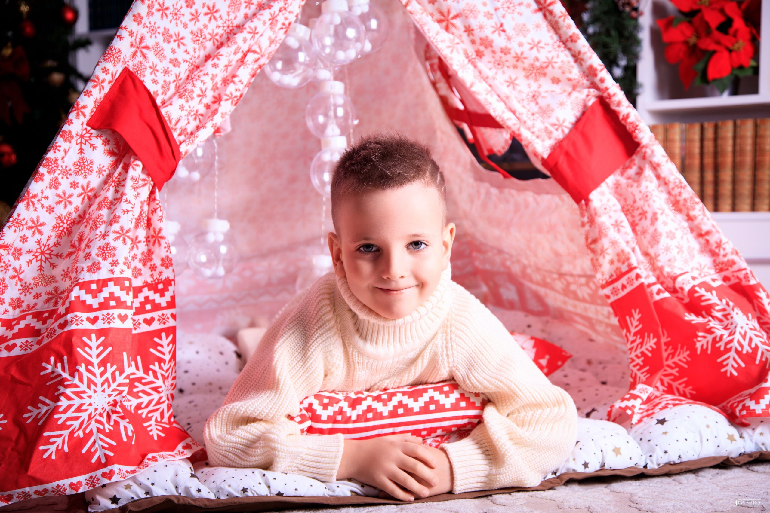 Портфолио новогодние фотосессии для детей в Краснодаре. Интерьерная фотостудия FOTOGEN г. Краснодар