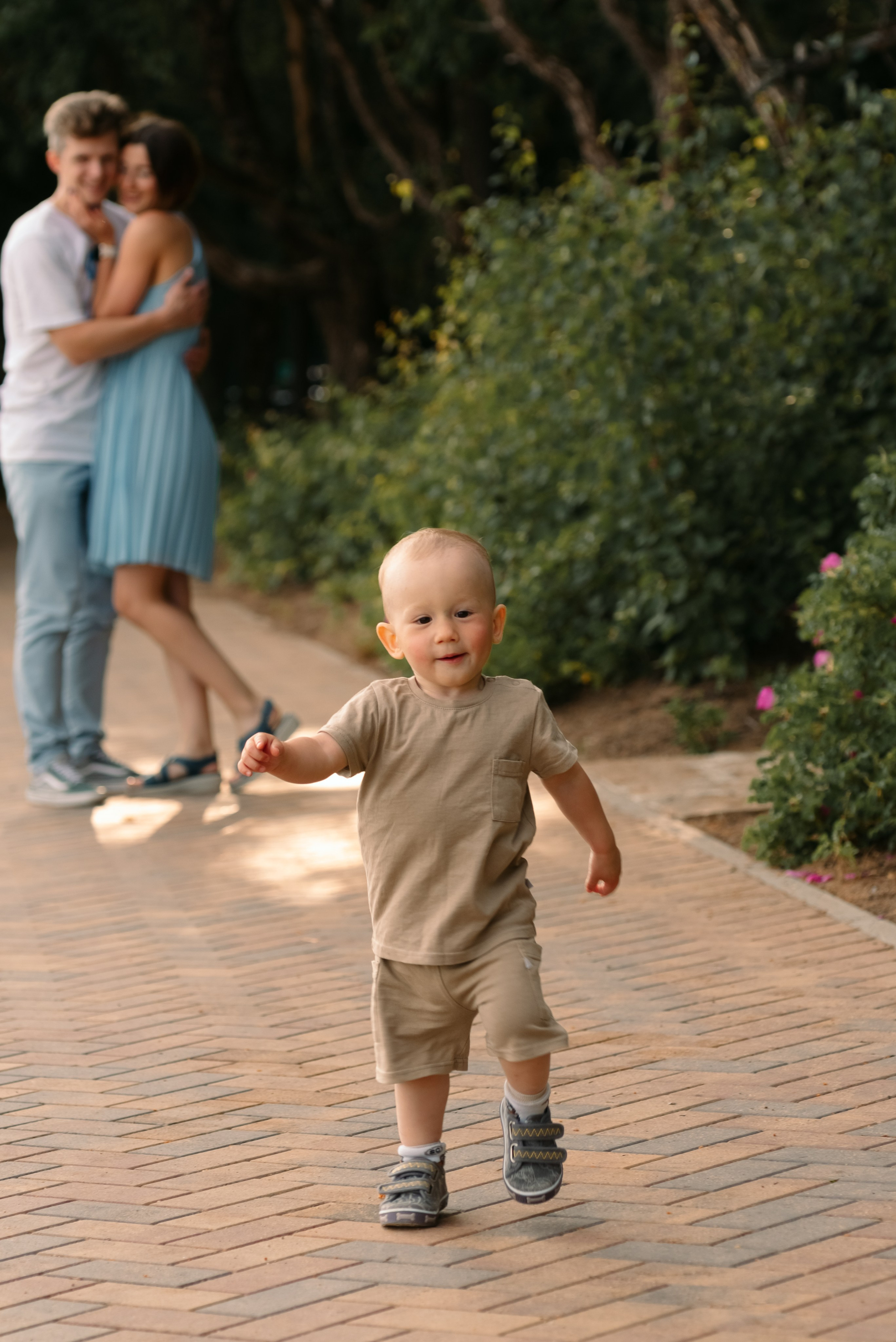 Семейная фотосессия на природе. Фотограф Юлия Кондратьева