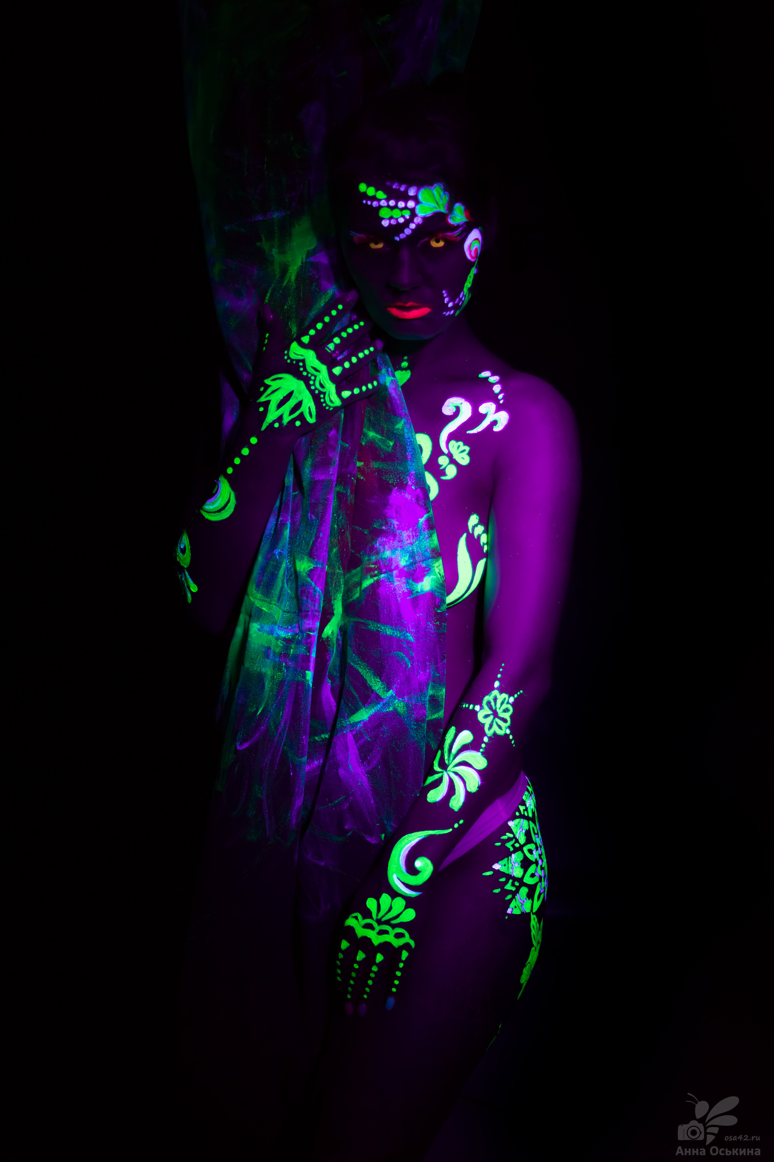 Арт-Ню неон. Фотограф в Кемерово Анна Оськина