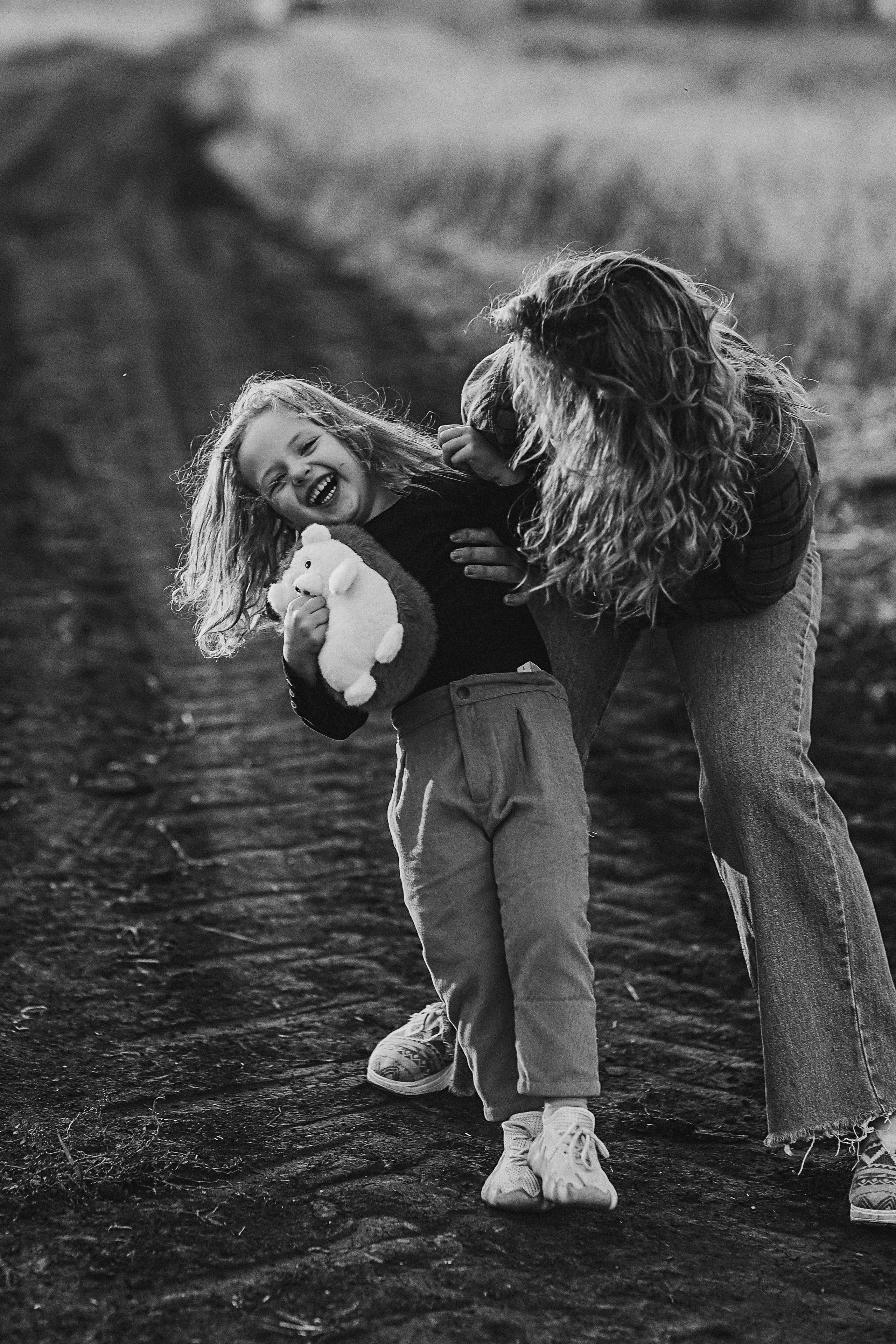 Поле. Семейный фотограф Тюмень, фотограф на роды Салмина Мария