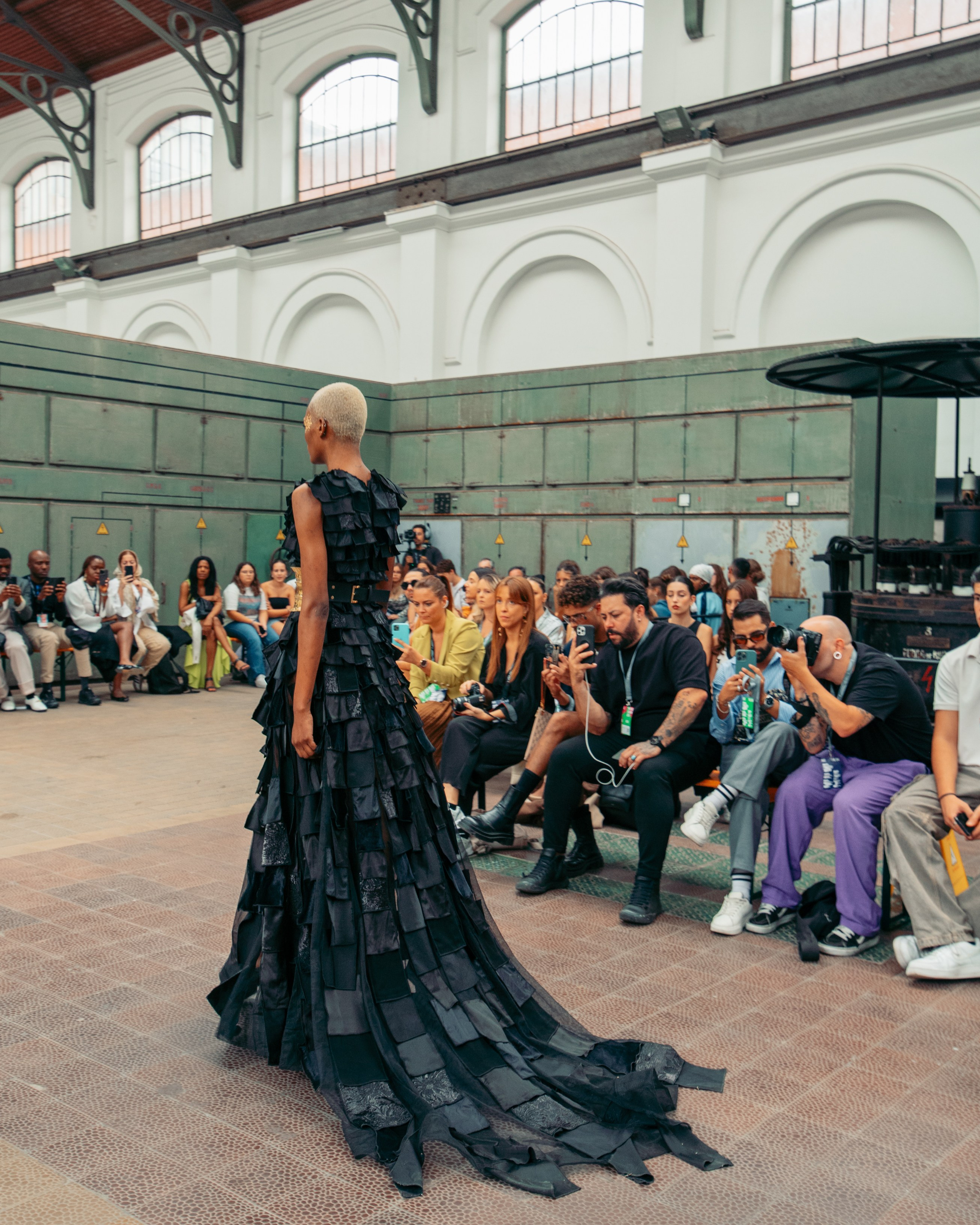 PORTUGAL FASHION WEEK SEPTEMBER 2023. Anastasiia Antoniuk portrait, family and couple photographer, Portugal