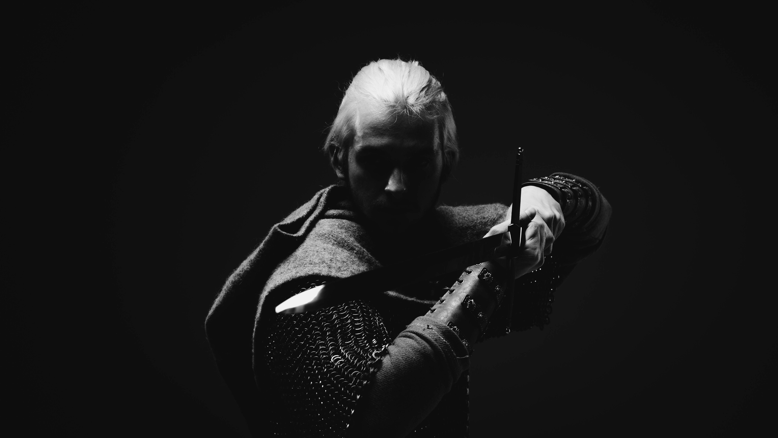 Ведьмак и брукса. Ab extra