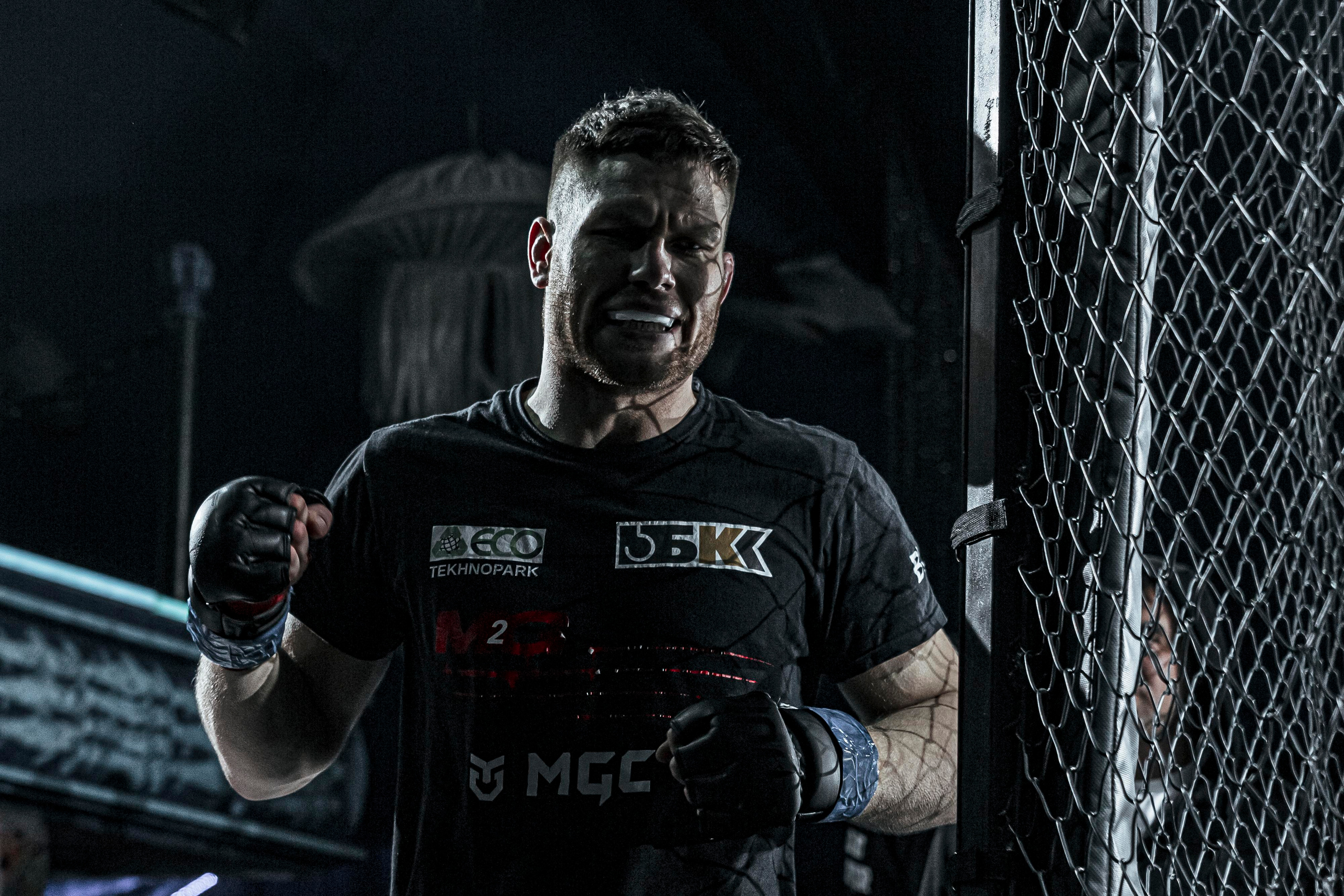 MMA. Фотограф Андрей Слынченко