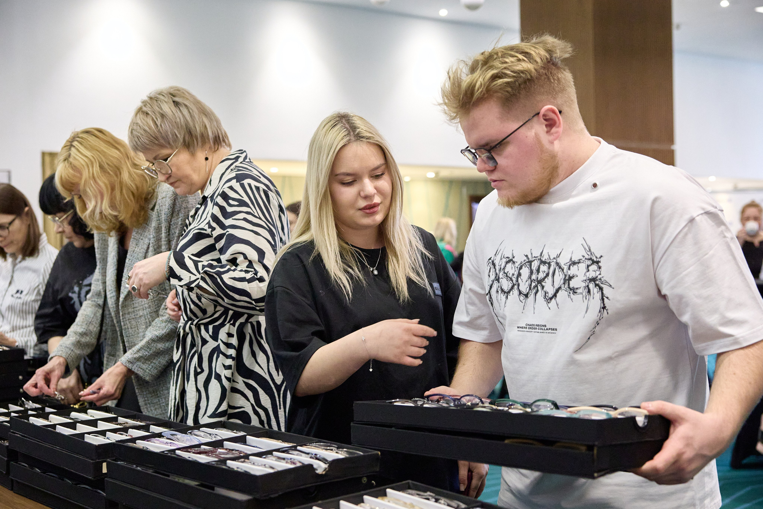 Выставки, открытия, конференции. Предметный и репортажный фотограф Алексей Кротов