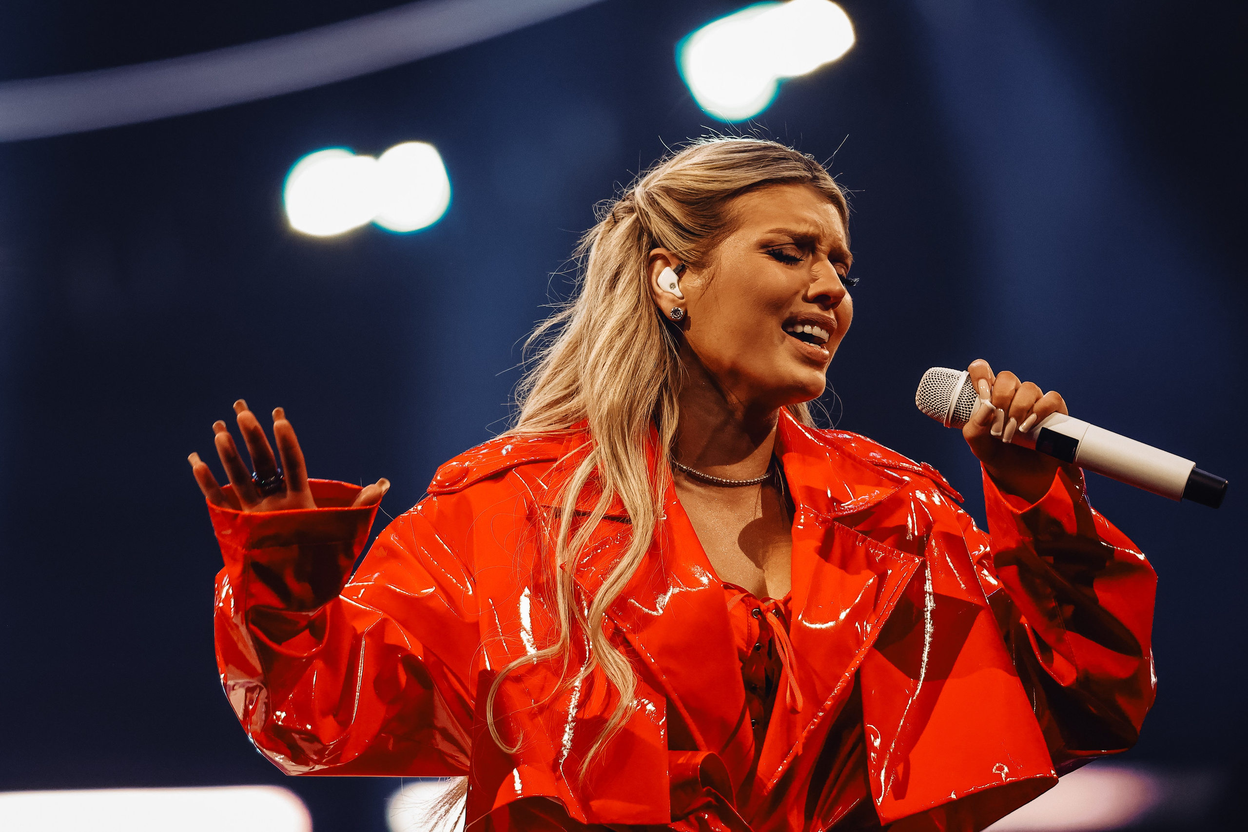 ПЕРВАЯ ЛЕДИ @LIVE ARENA