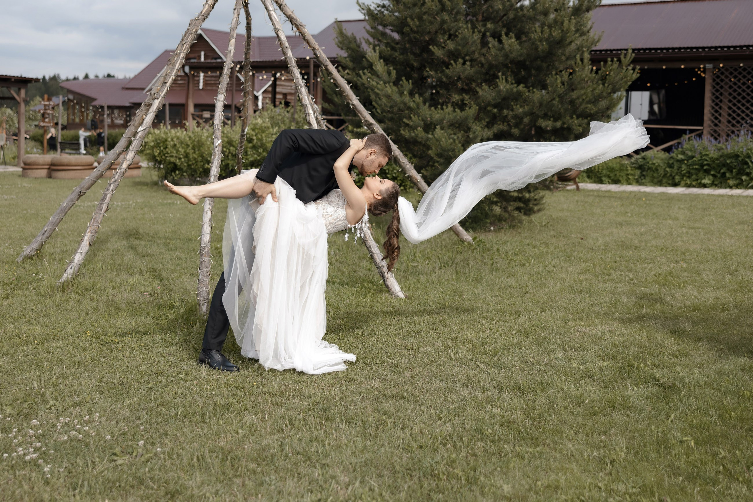 Артем и Вера. Свадебный фотограф и видеограф Юрий и Эля Дубинины