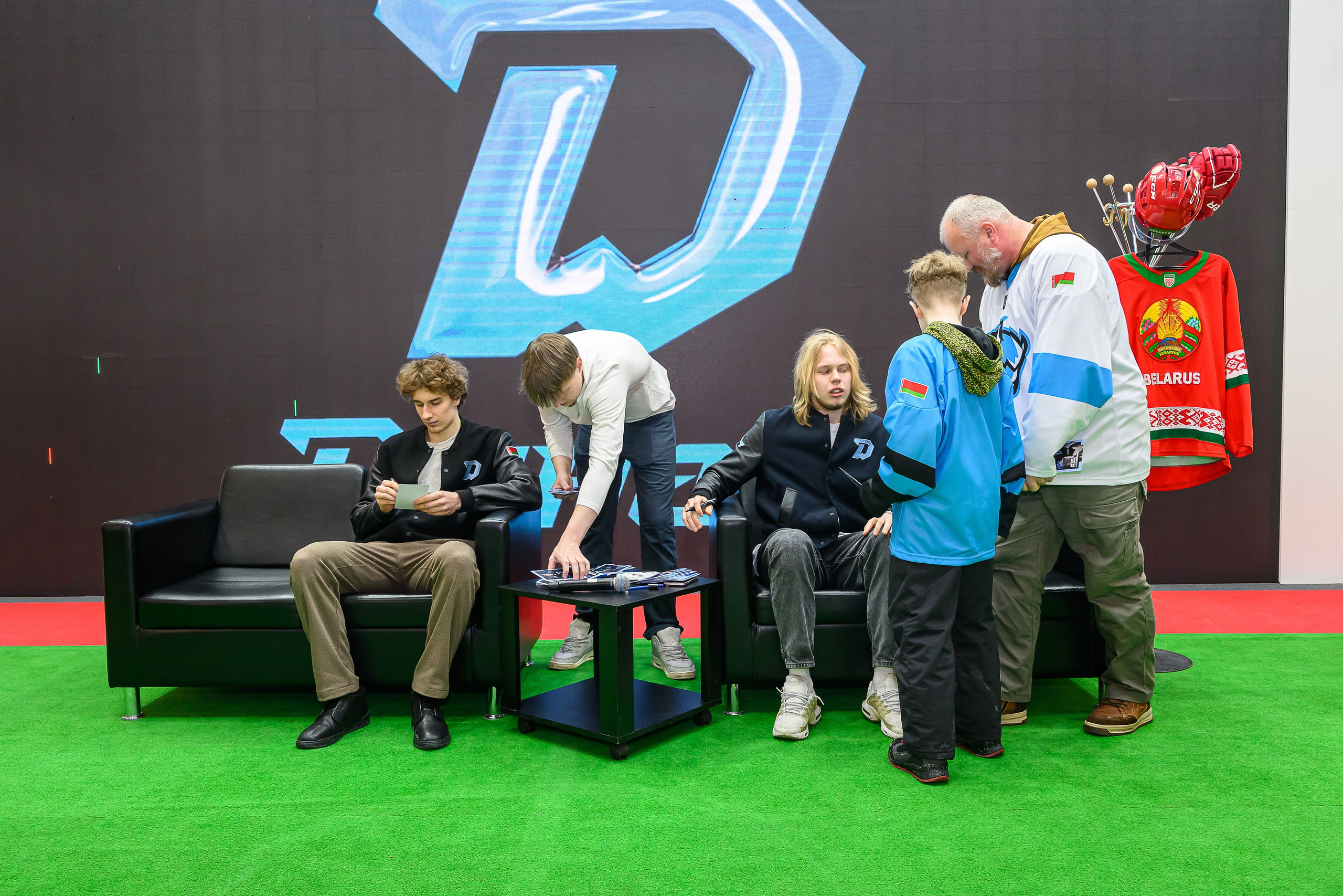 @hcdinamo.by. Фотоуслуги, услуги фотографа, фотографирование важных событий