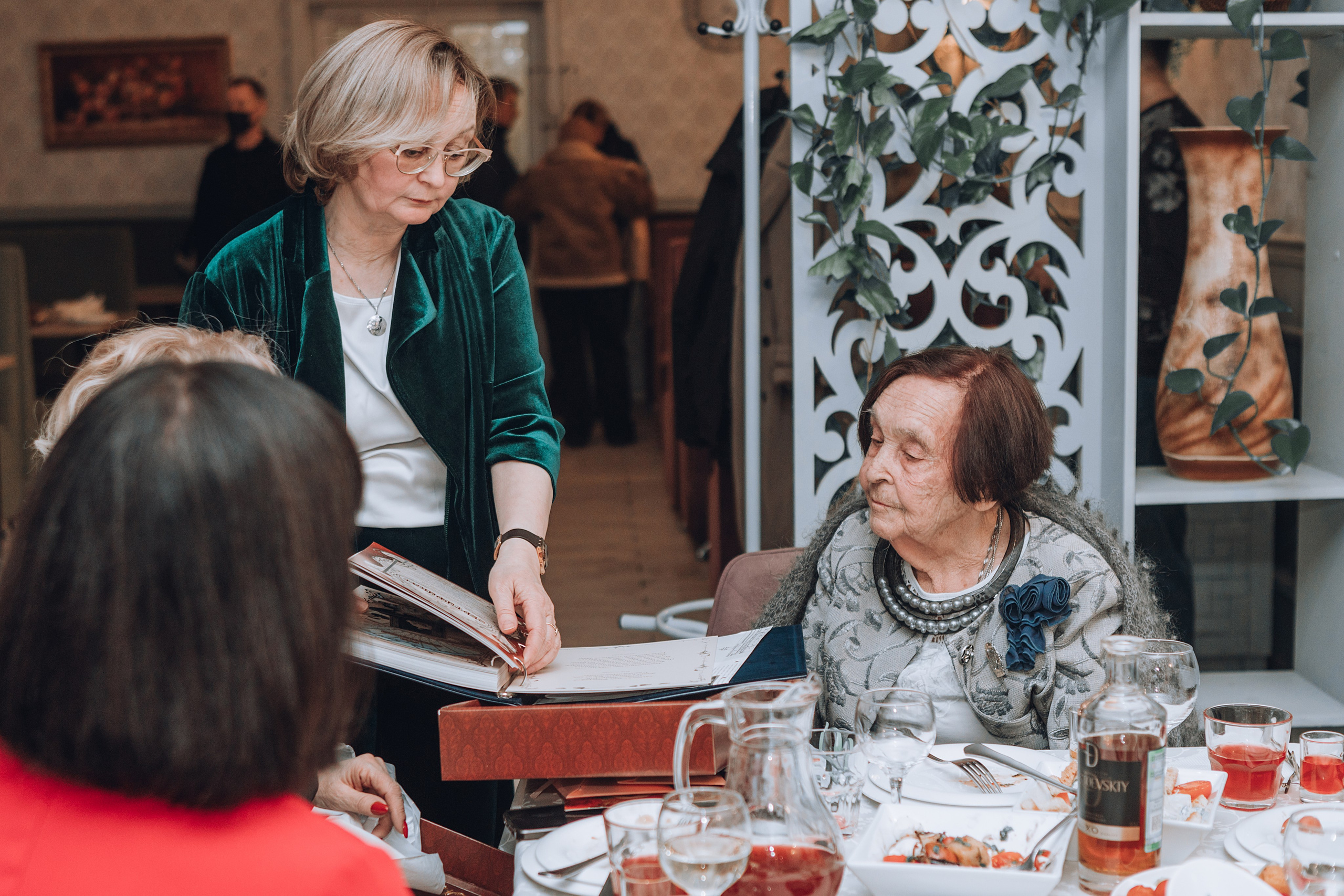 90-летний юбилей Сары Вагаповны. Фотограф в Санкт — Петербурге Анна Конофало