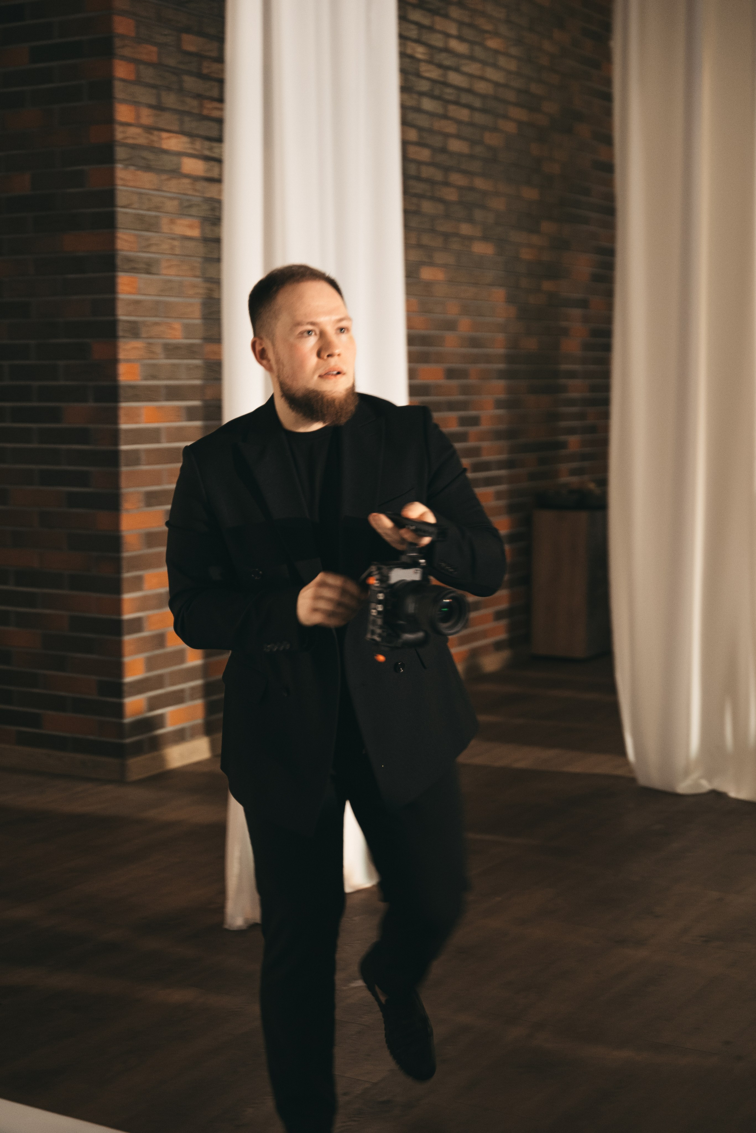 WhiteRoom Pre-wedding. Репортажный и свадебный фотограф в Сургуте