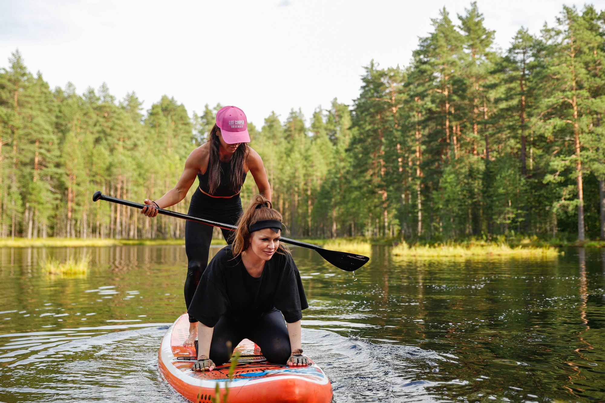 «Последний герой» в лагере для взрослых «Изи». Фотограф Дарья Попова