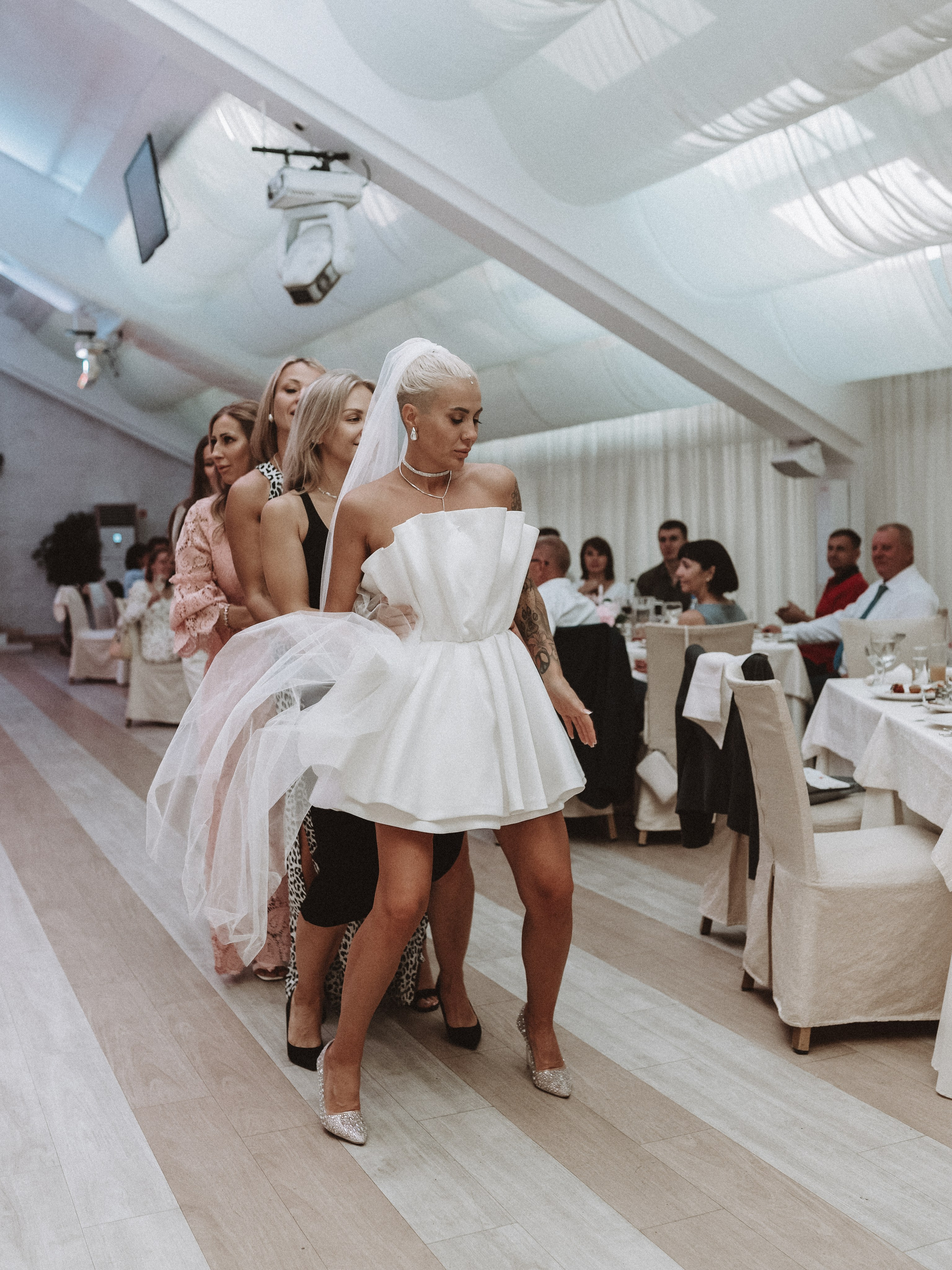 Свадебный фотограф в Рамоде, Новосибирск | Яна Иванова. Семейный и свадебный фотограф в Новосибирске Иванова Яна