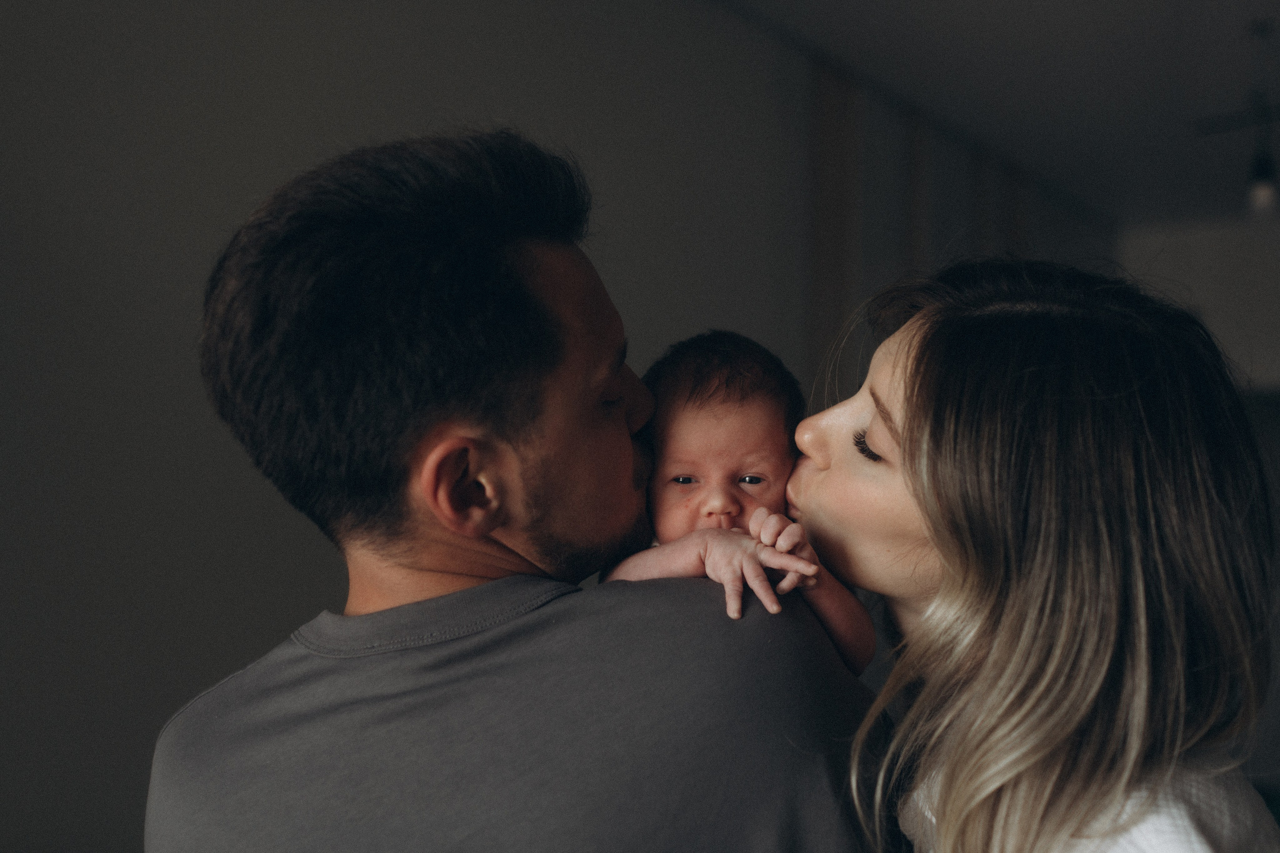 Виктория, Даниил и Лука. 3 недели. -