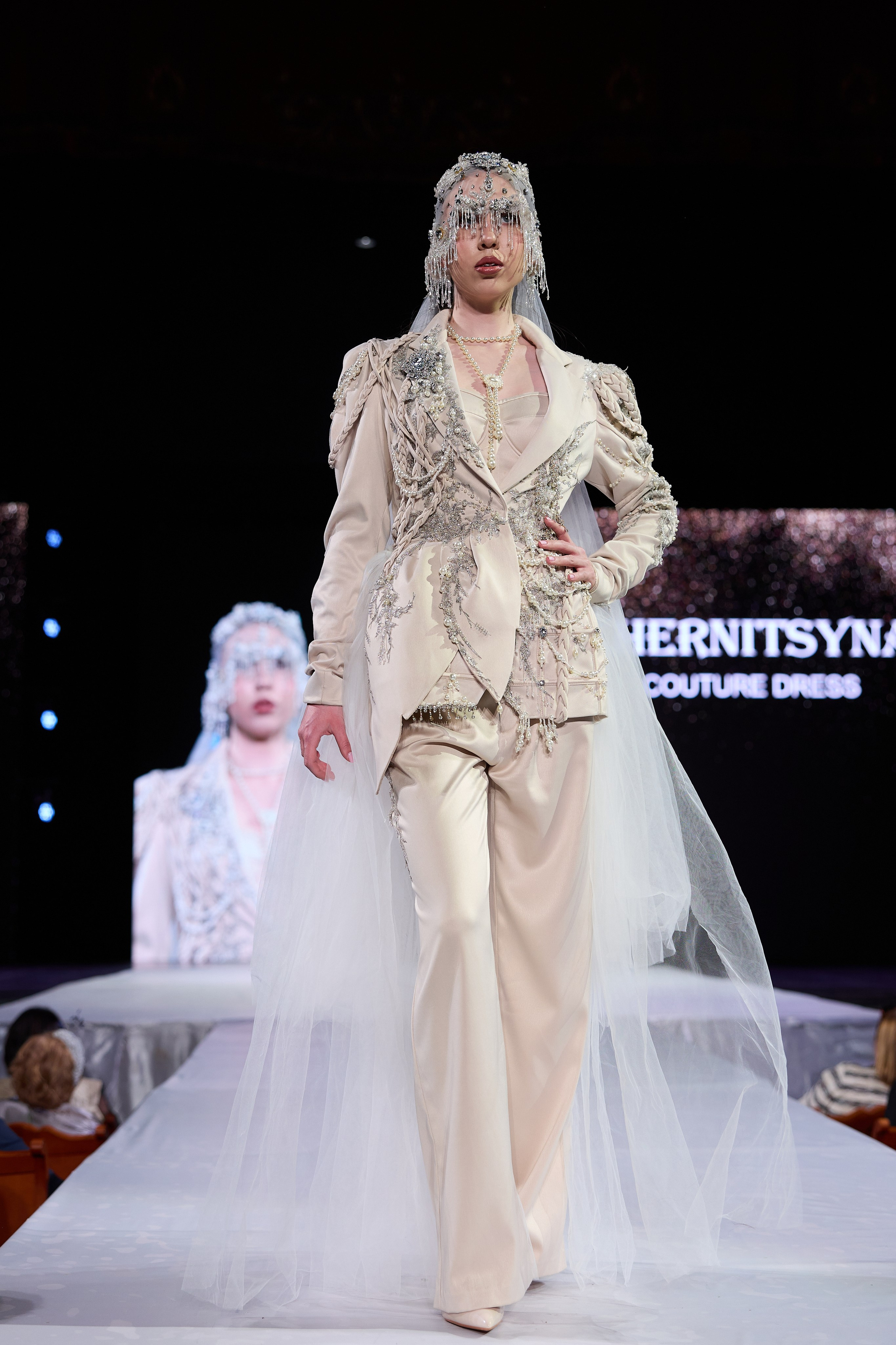 Платье города 2026