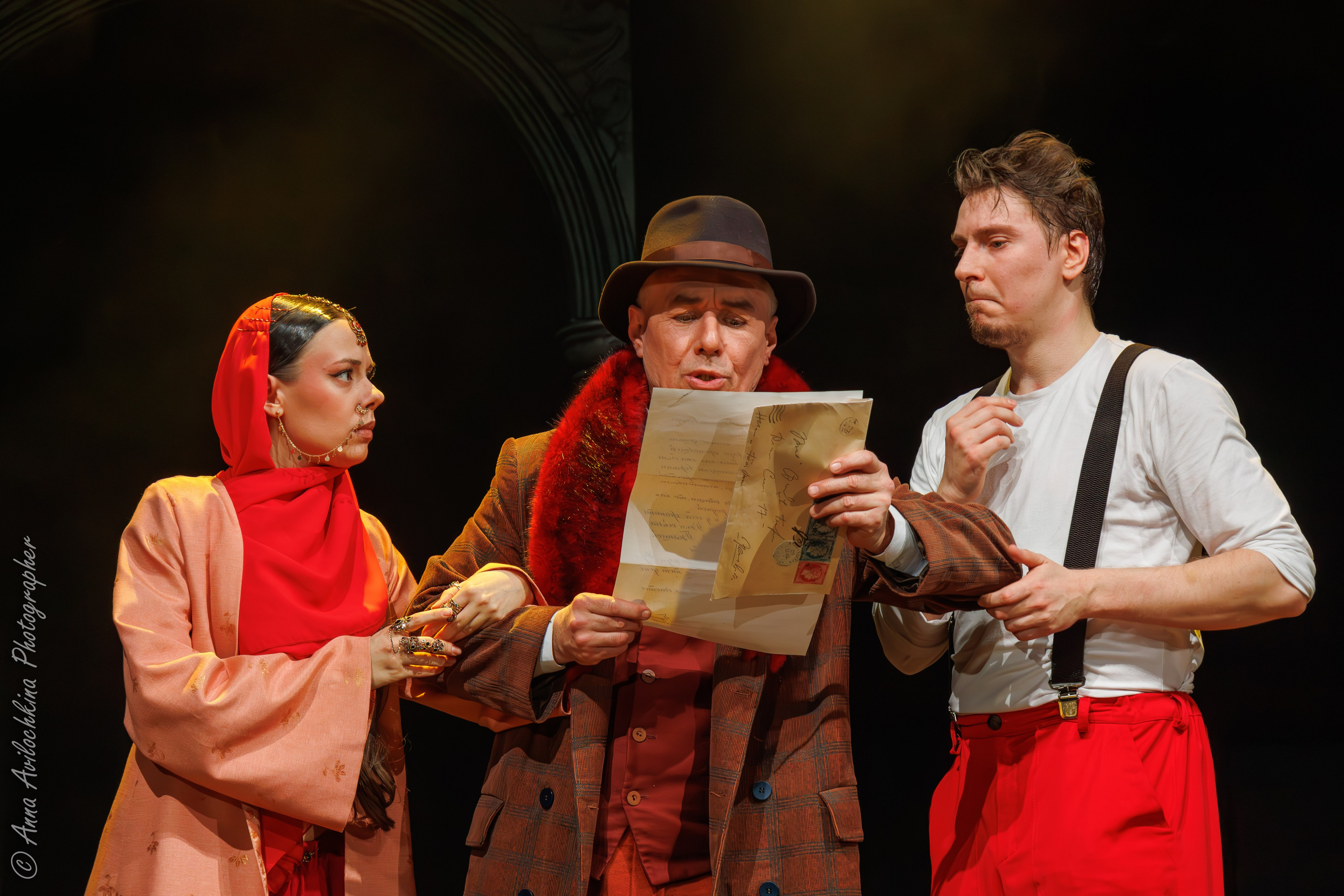 Спектакль-комедия «Мольер. Наследники» в Театре Терезы Дуровой. Семейный и свадебный фотограф в Москве и Домодедово Анна Авилочкина