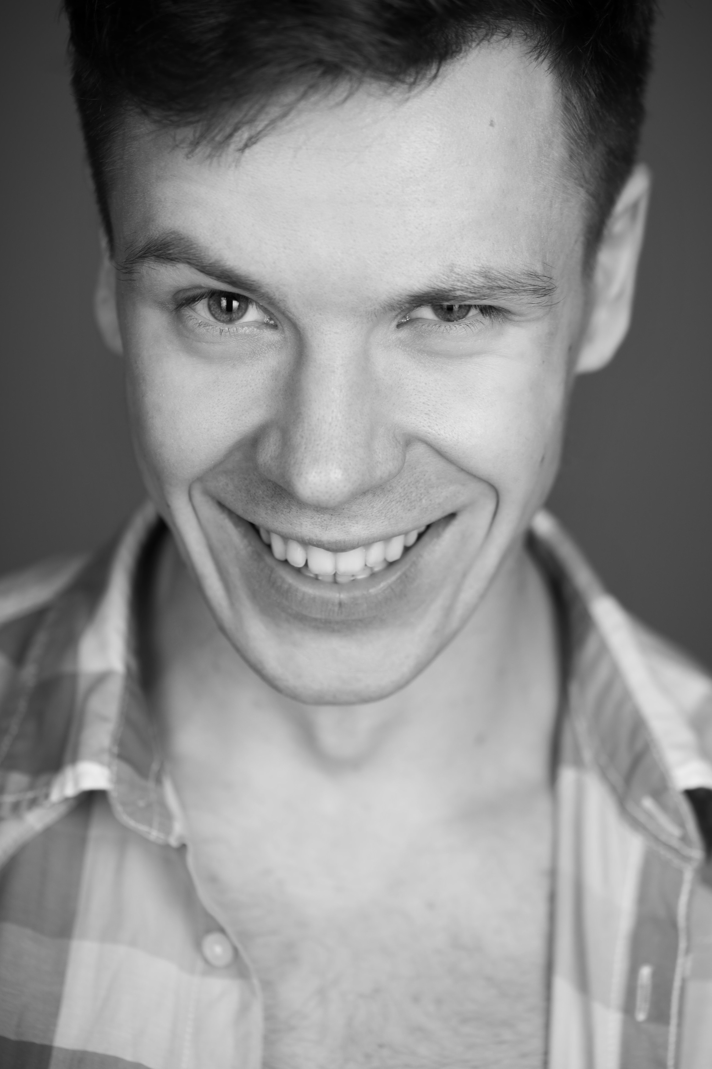 Максим, 190 см, 52-54. KED Production — продакшн из СПб. Создаём фото, видео и контент, который помогает брендам и селлерам продавать больше