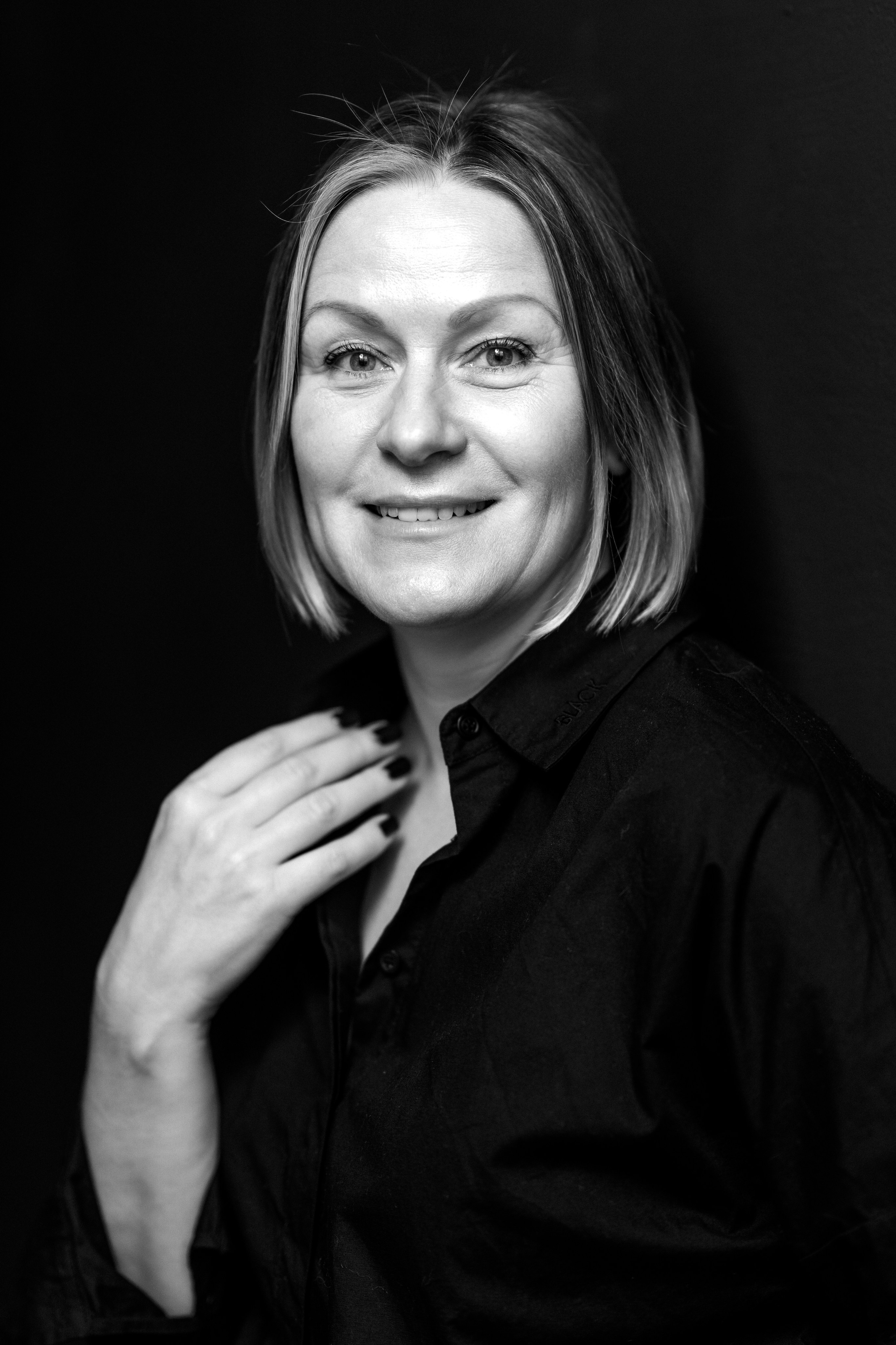 Елена. Женский портретный фотограф Воронеж. Добро пожаловать в магию ЧБ портрета