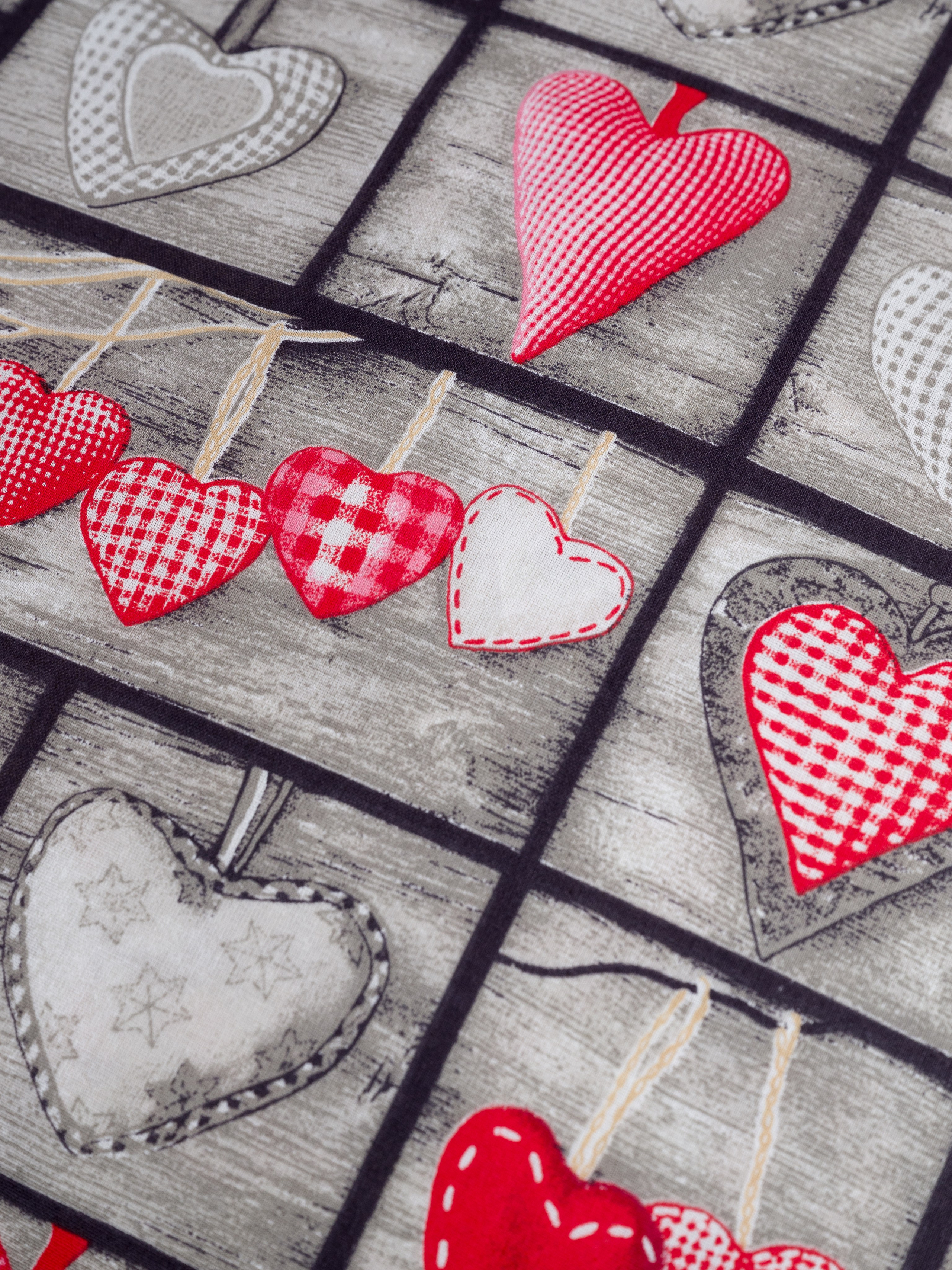 Съемка в студии «Изюм». Фотограф для маркетплейсов в г. Иваново Клещенок Юлия