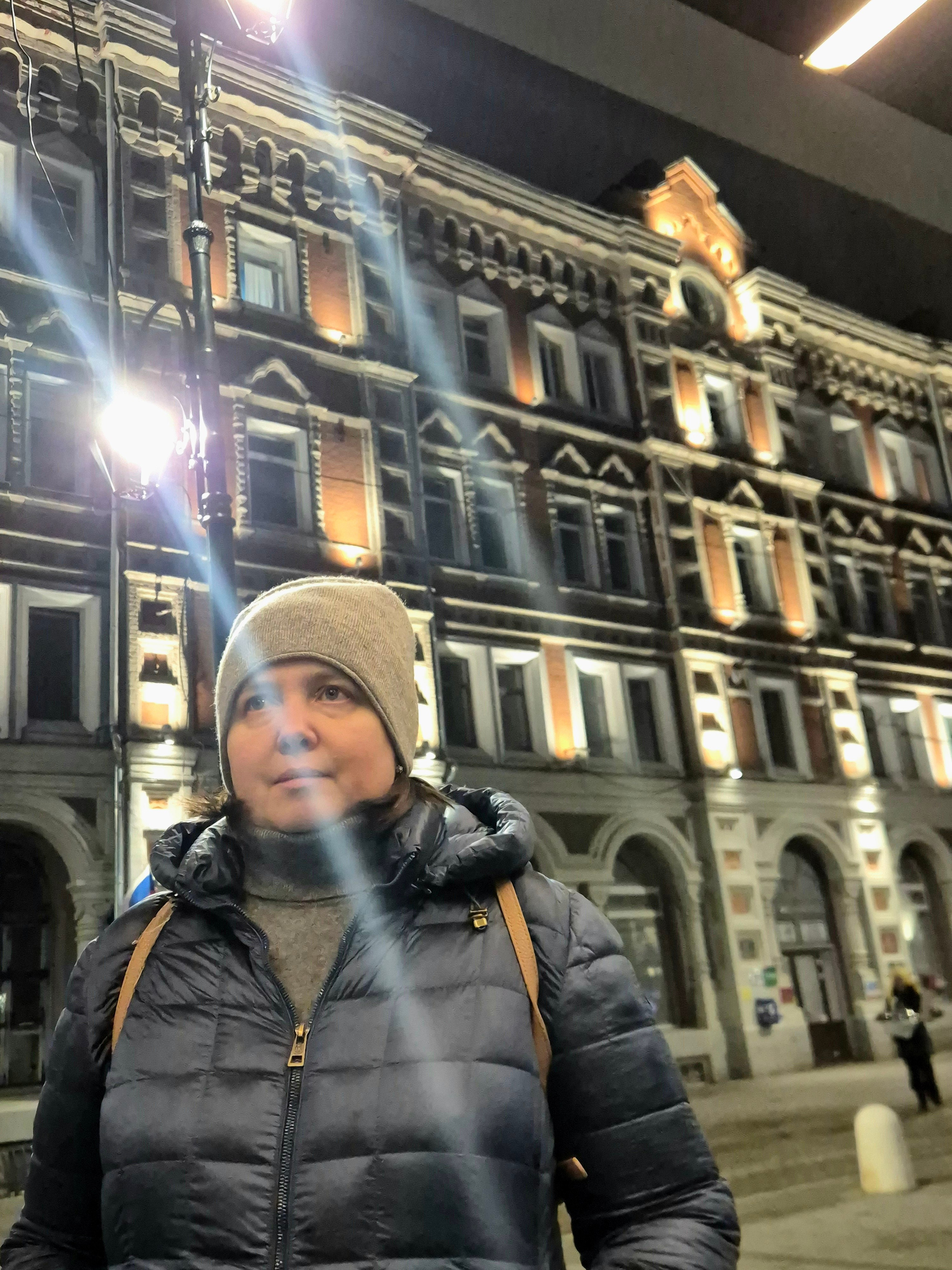 Пятница вечер - на улице не так много туристов и отдыхающих