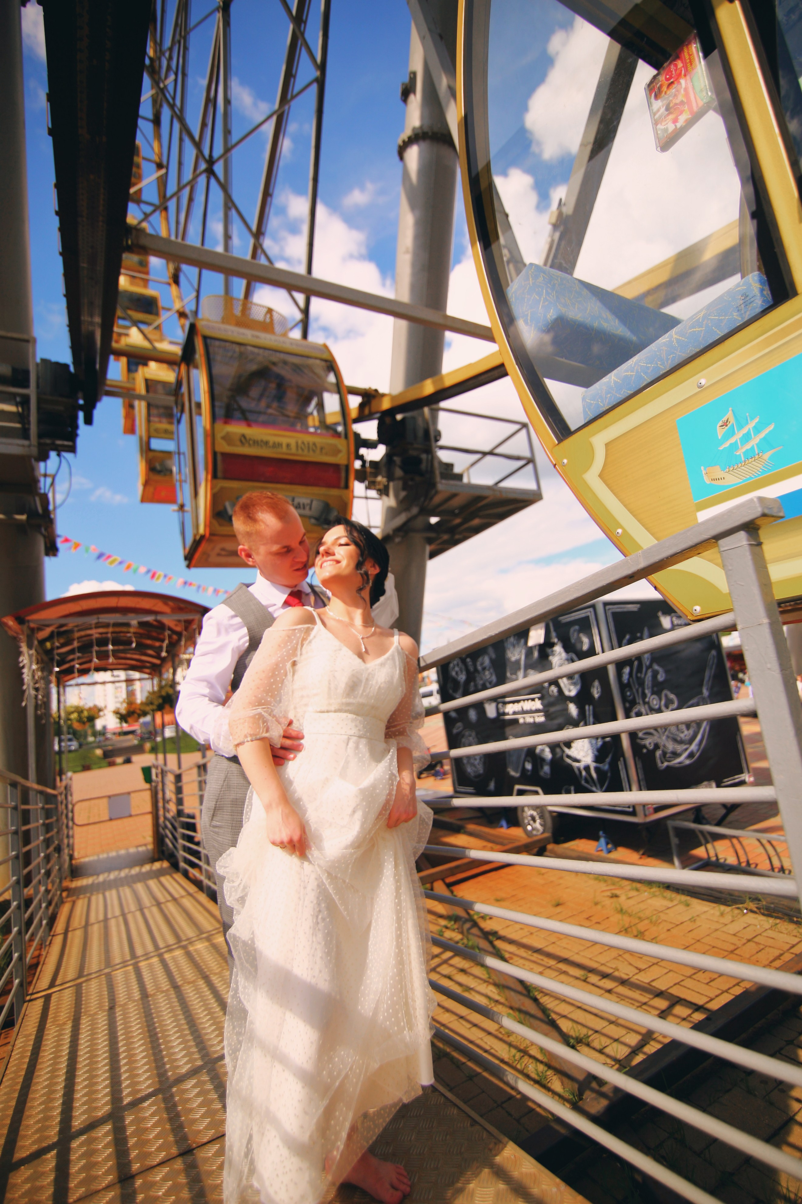 Съемка пары в отеле, на природе, в городе. Свадебный и репортажный фотограф в Ярославле и Санкт-Петербурге Роман Микрюков