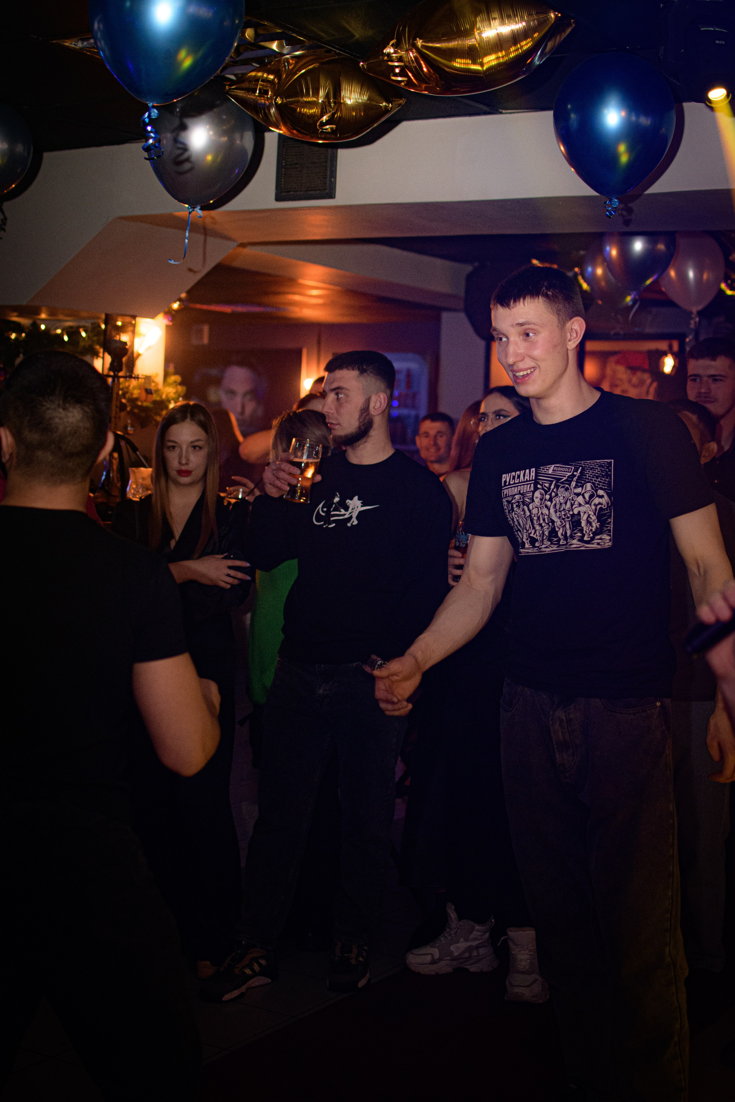 HOLLYWOOD / 6 YEARS. Photokarish